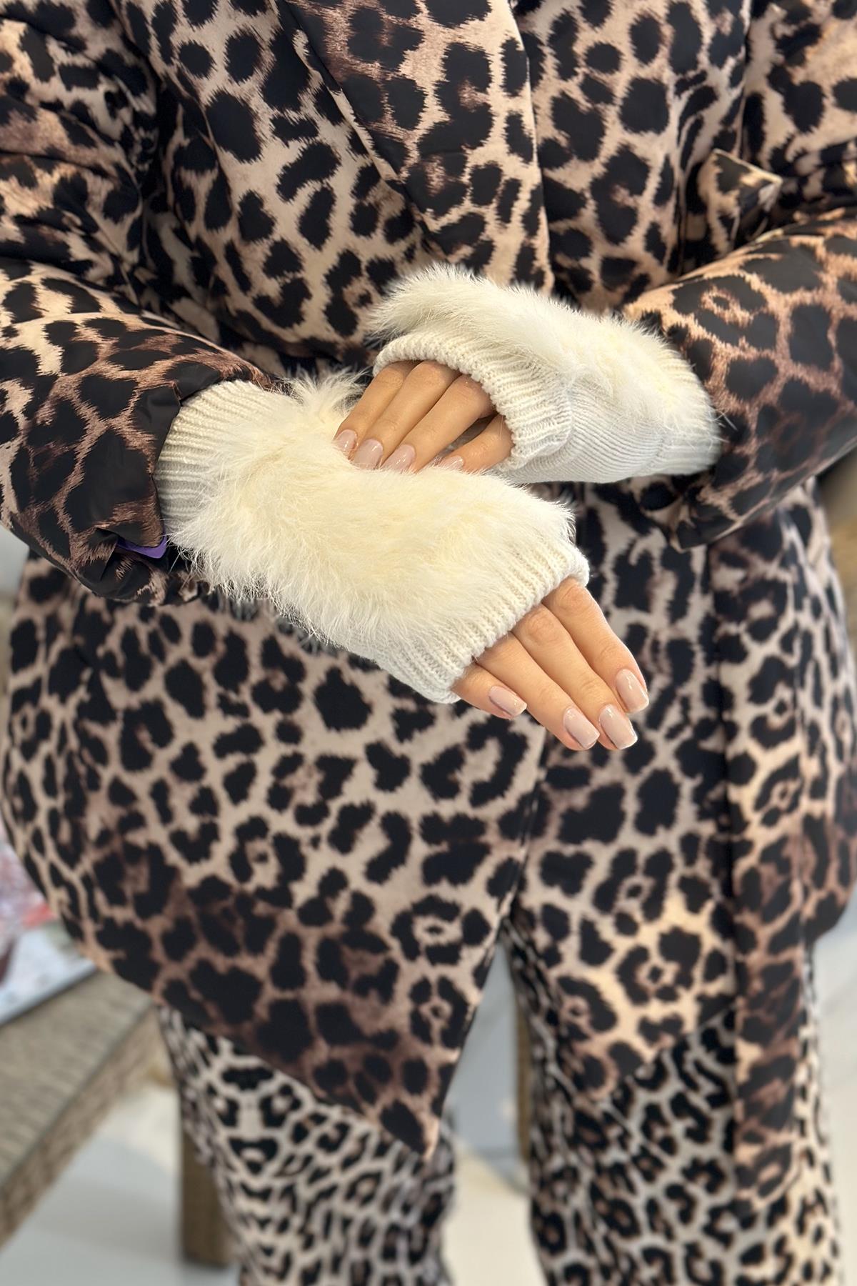 Peluş Detay Kadın Örme Kesik Eldiven ELD-30 Ekru