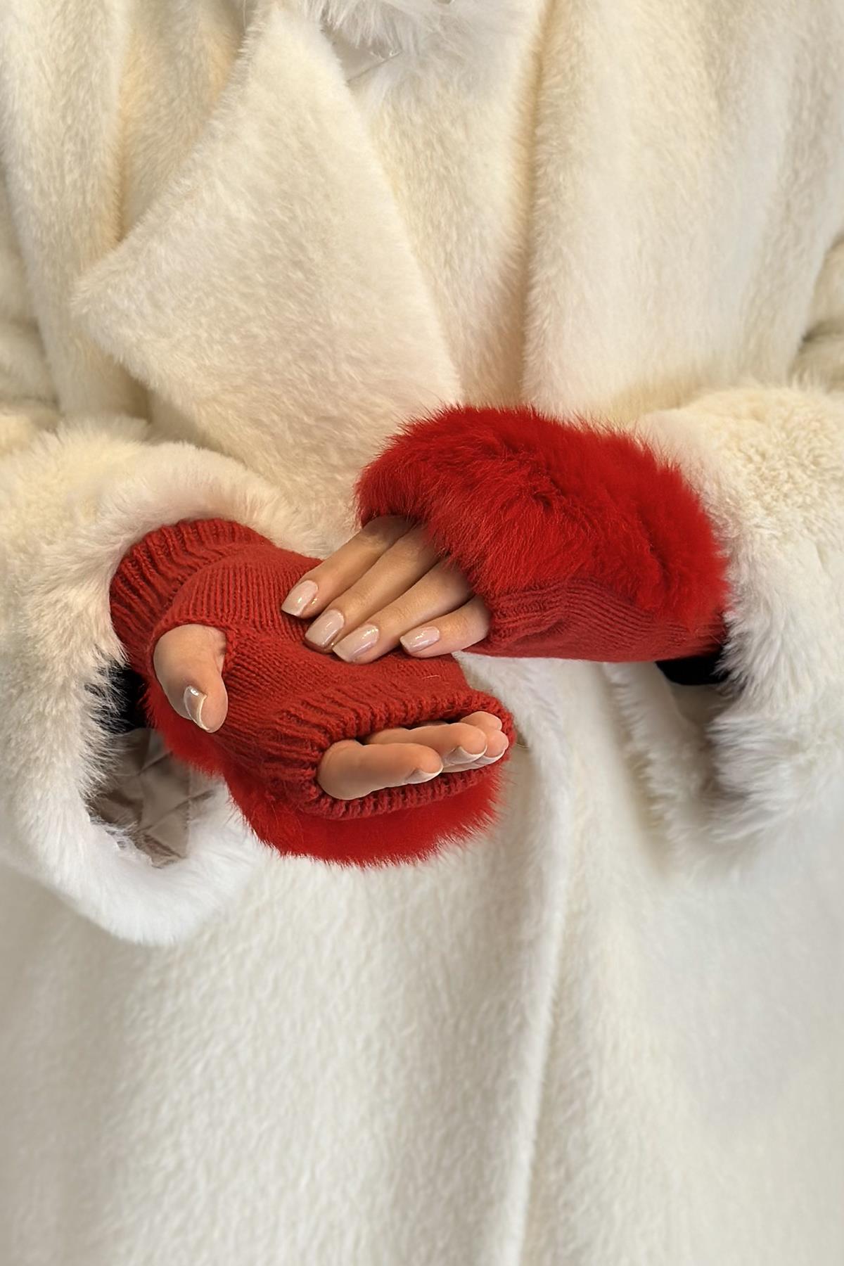 Peluş Detay Kadın Örme Kesik Eldiven ELD-30 Kırmızı