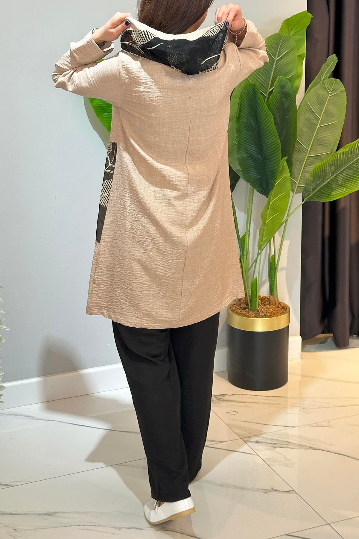 Pileli Kapüşonlu Pantolonlu Takım 18748 Bej 