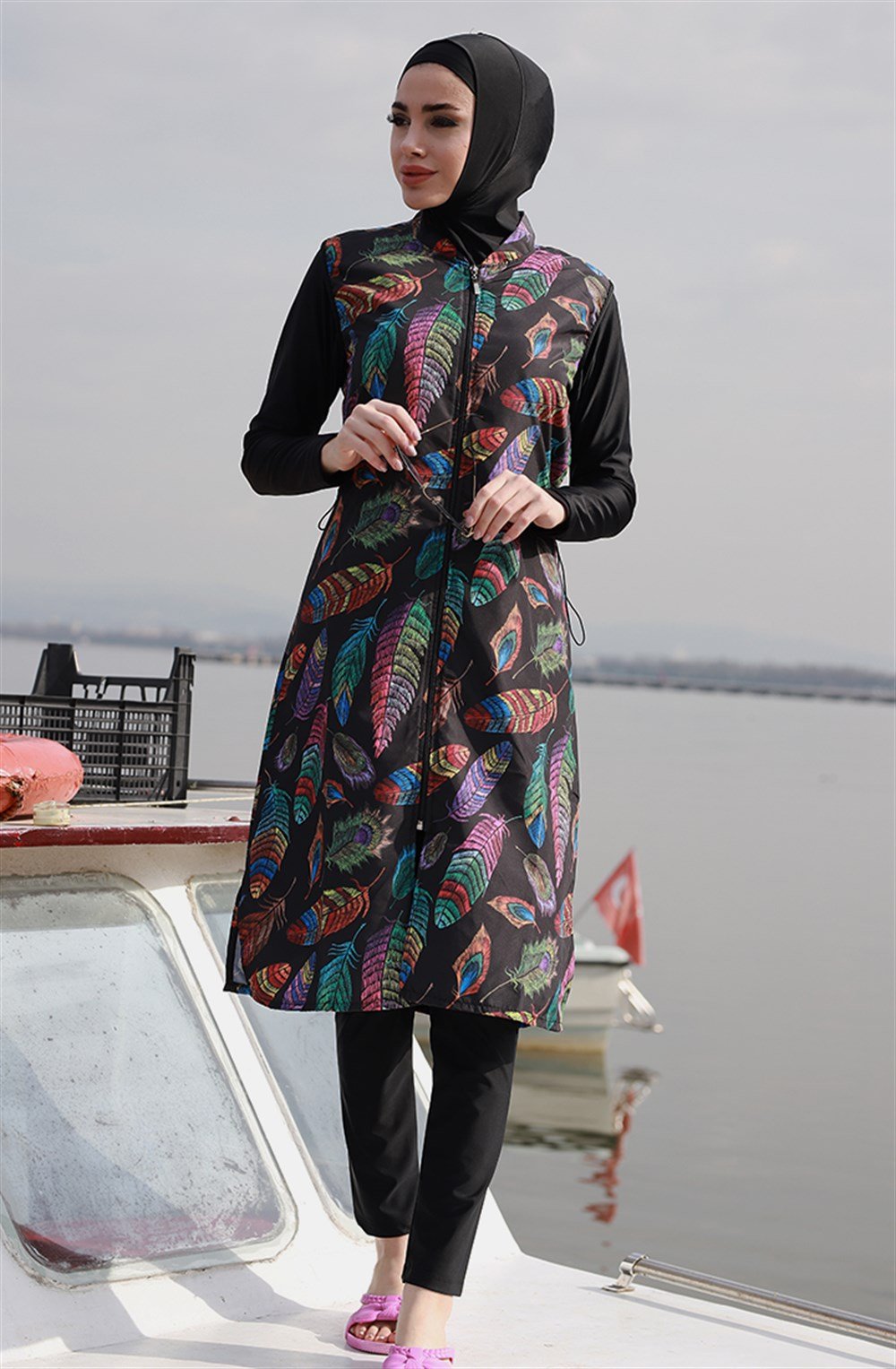 Remsa Mayo Renkli Yaprak Tasarım Tam Kapalı Tesettür Mayo 2003 Nisa