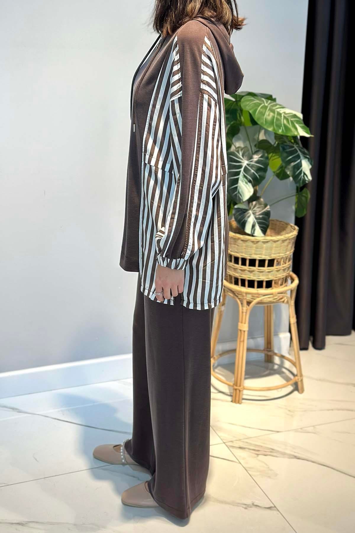 Şerit Detay Pantolonlu Takım 70081 Kahverengi