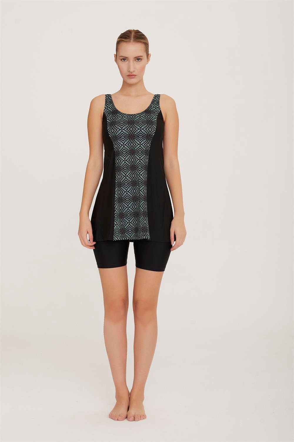 Sıfır Kol Şortlu Yarı Kapalı Mayo Veera 2 3603 Siyah Remsa Mayo