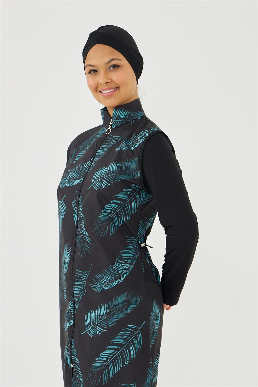 Tam Kapalı Tesettür Mayo Siyah üzeri yeşil yaprak TD703-09