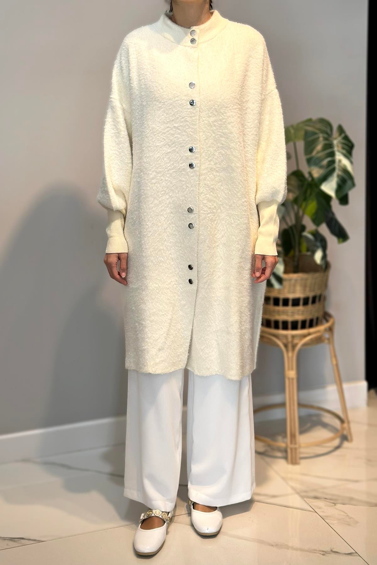 Uzun Düğme Detay Angora Hırka 25129 Ekru