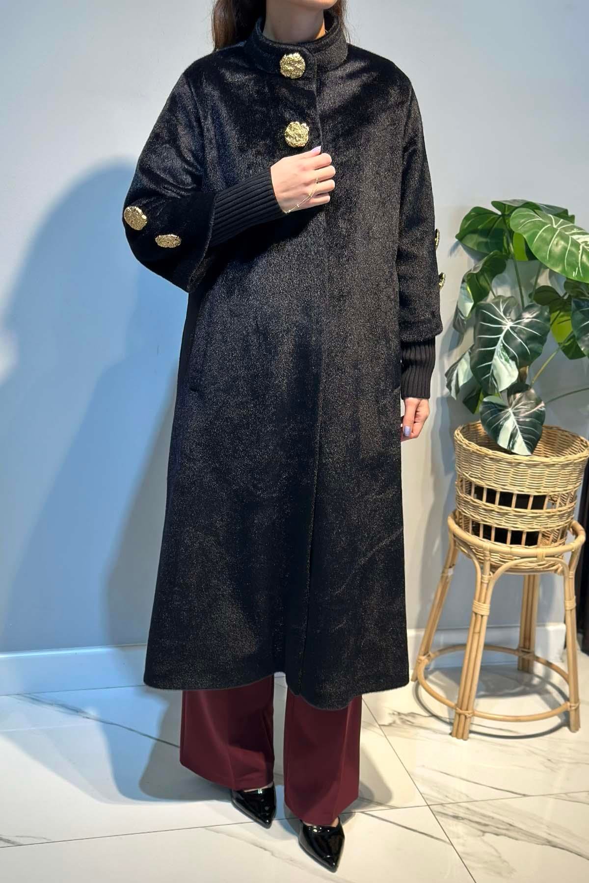 Yaka ve Kol Broş Detay Kaban 2586 Siyah