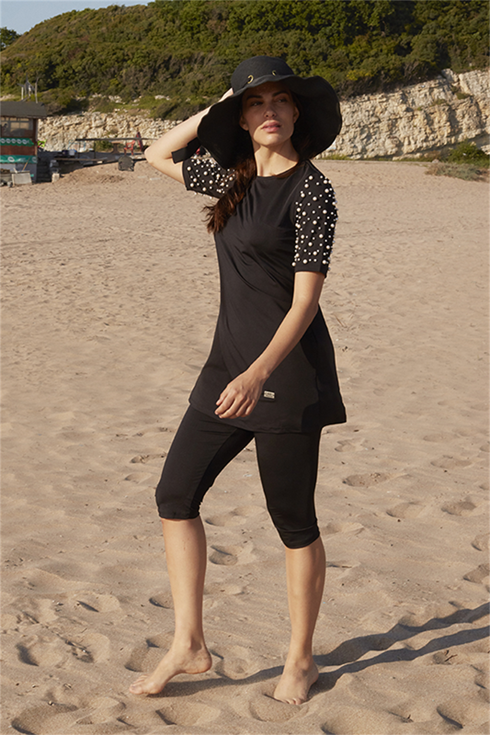 YARI KAPALI İNCİLİ MAYO