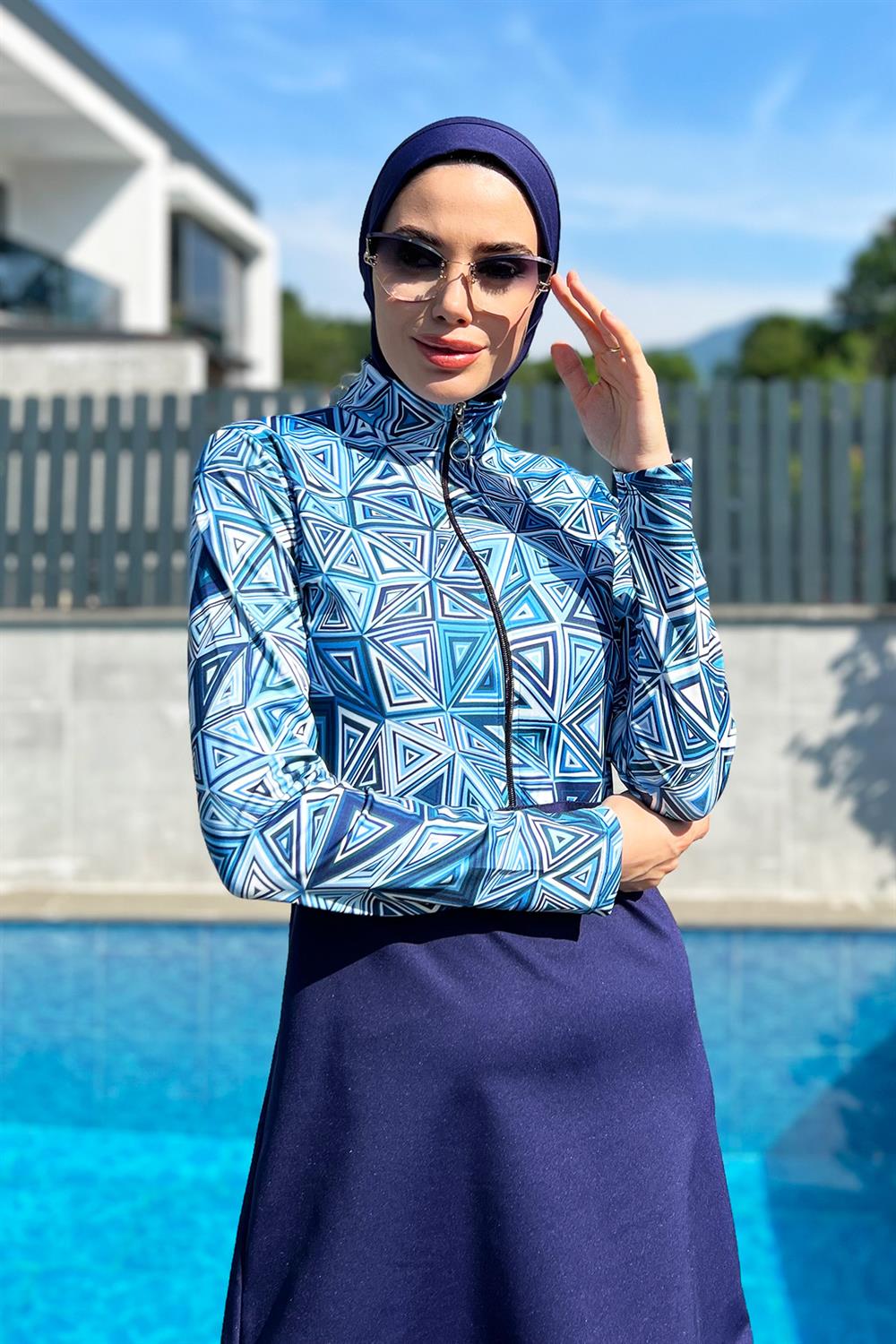 Yarım Fermuarlı Likralı Tam Kapalı Mayo R4506 Üçgen