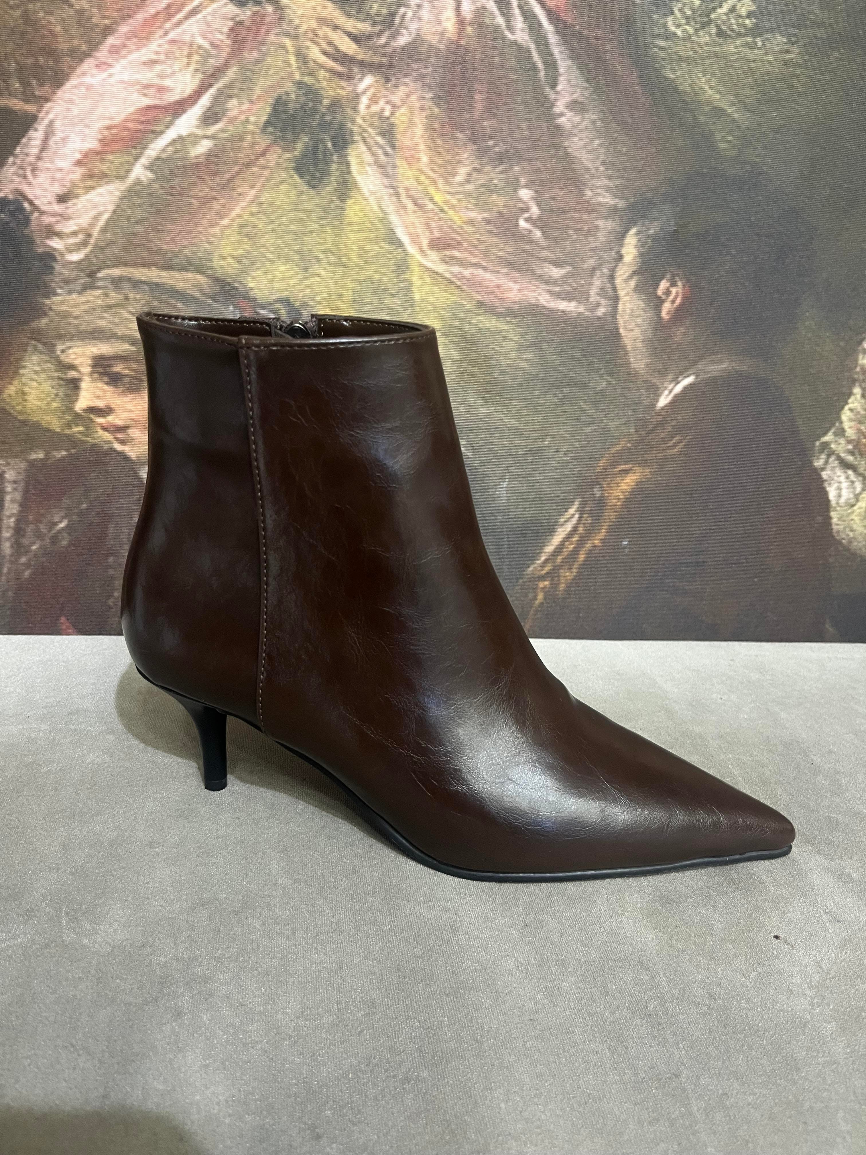 ACI KAHVE SİVRİ RUSTİK  TOPUKLU BOT 