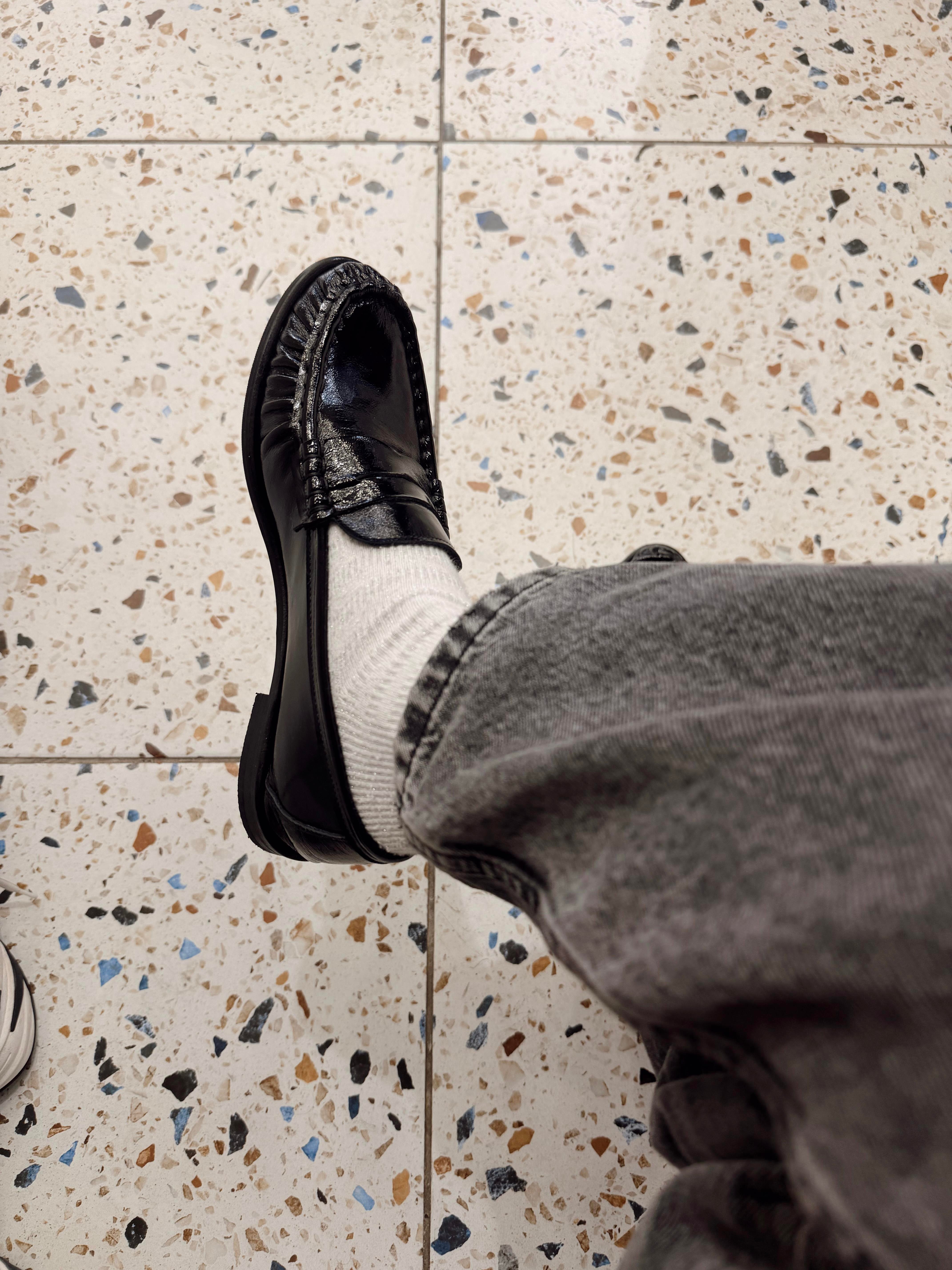 SİYAH GERÇEK RUSTİK  MAKOSEN 