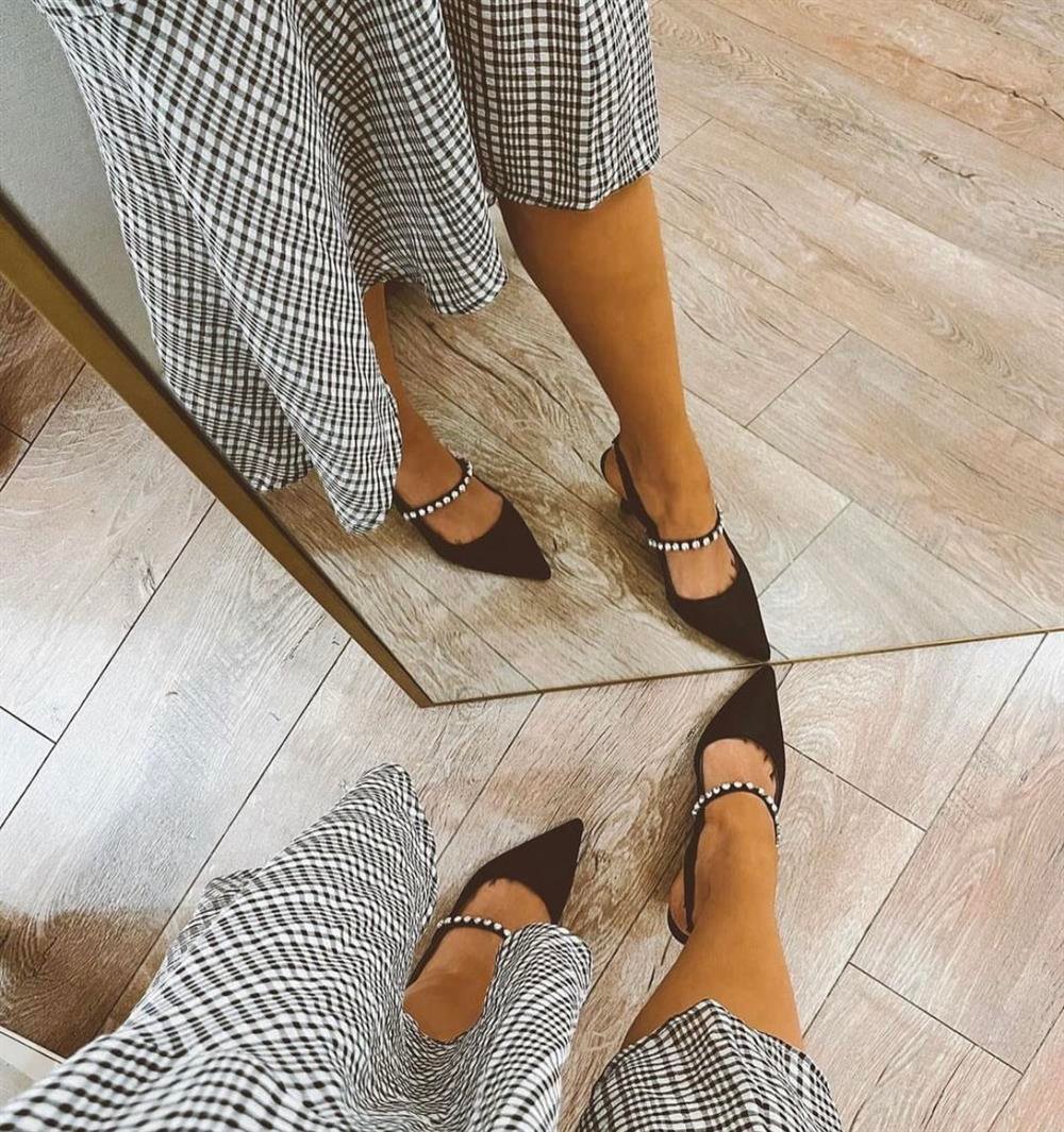 ZARA KUMAŞ TAŞLI MİNİ TOPUK 