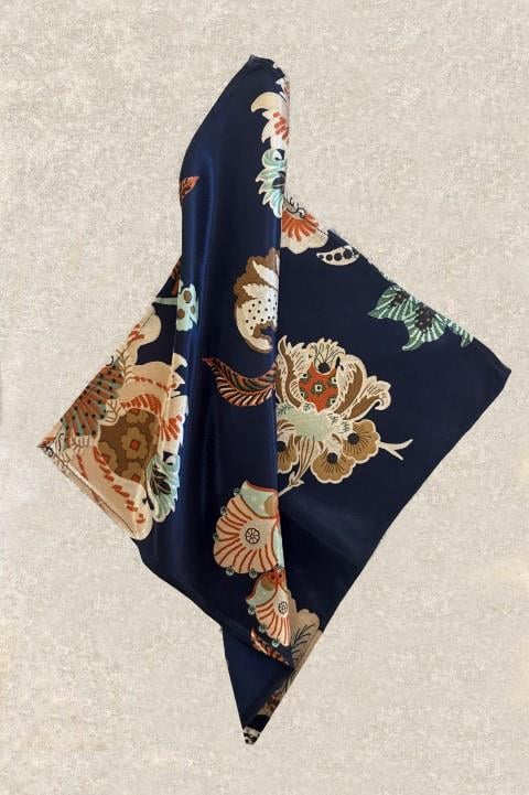 SORBE'Daily & UniformTHE AURORA HANDKERCHIEF