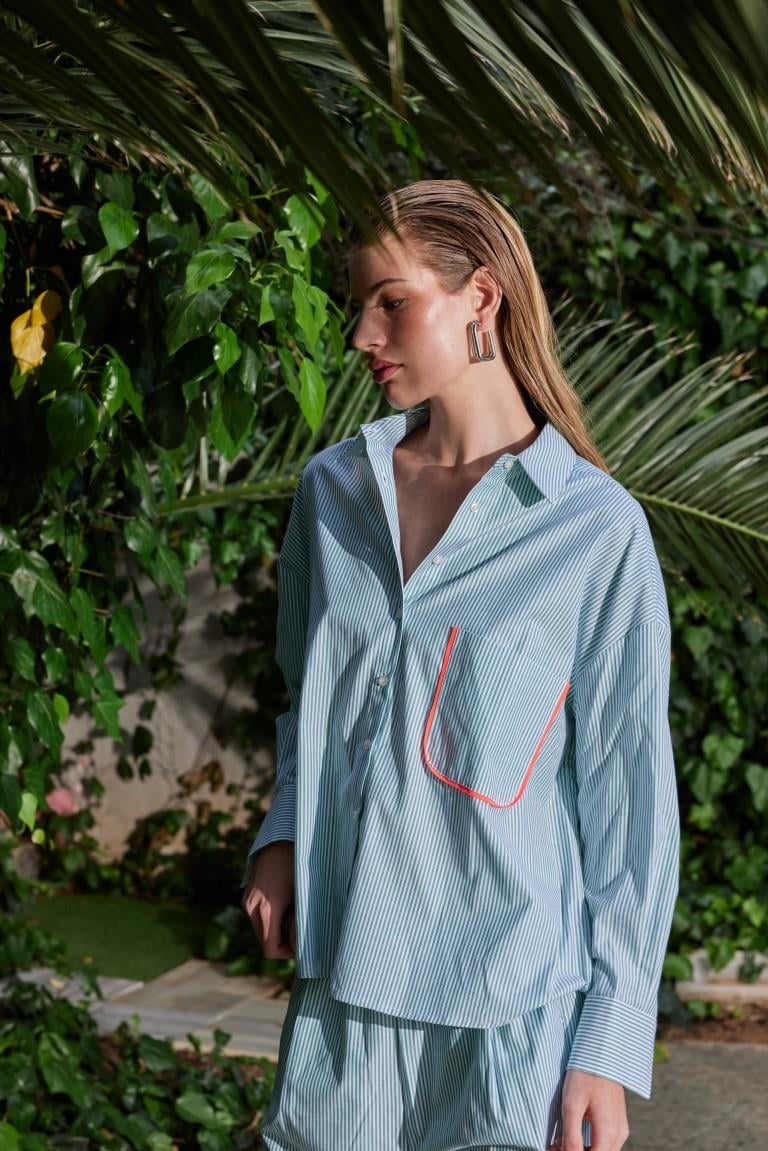 SORBE'Daily & UniformTHE CUT-OUT SUIT SHIRT