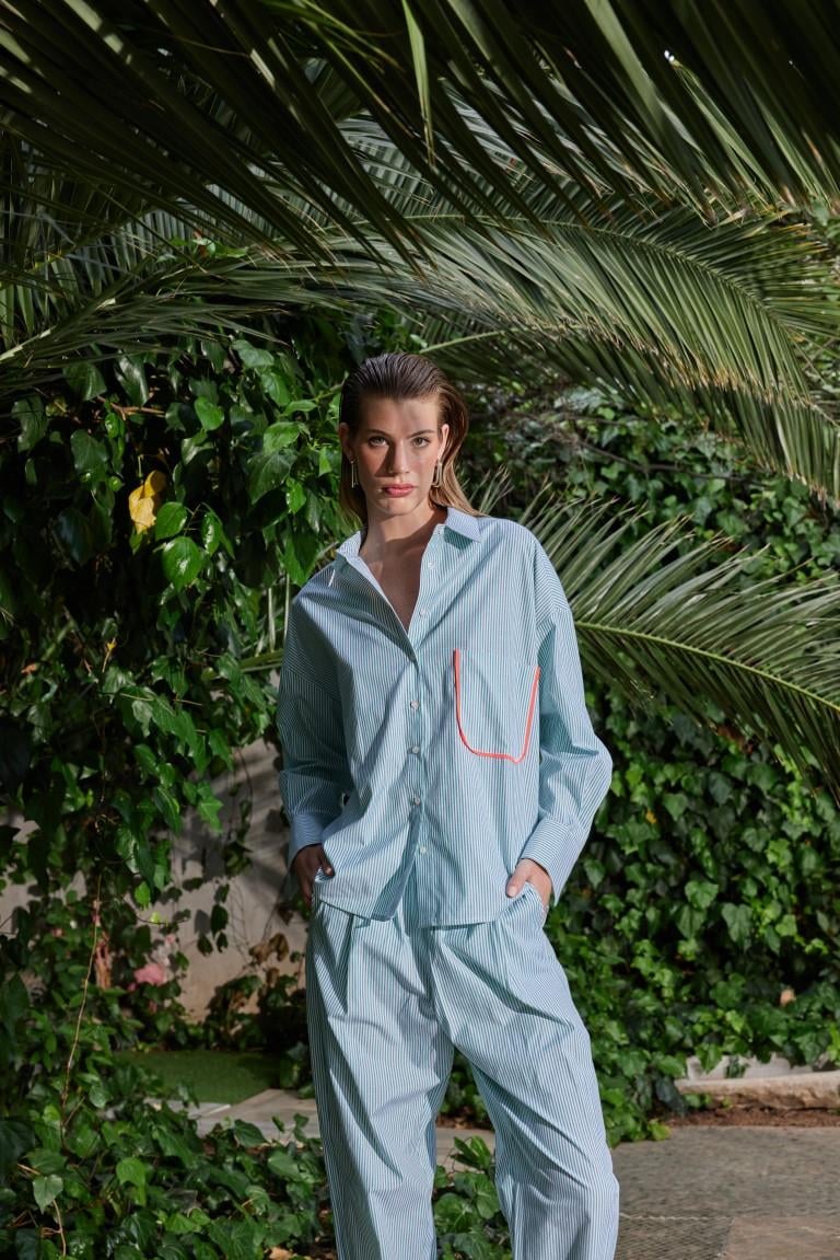 SORBE'Daily & UniformTHE CUT-OUT SUIT SHIRT