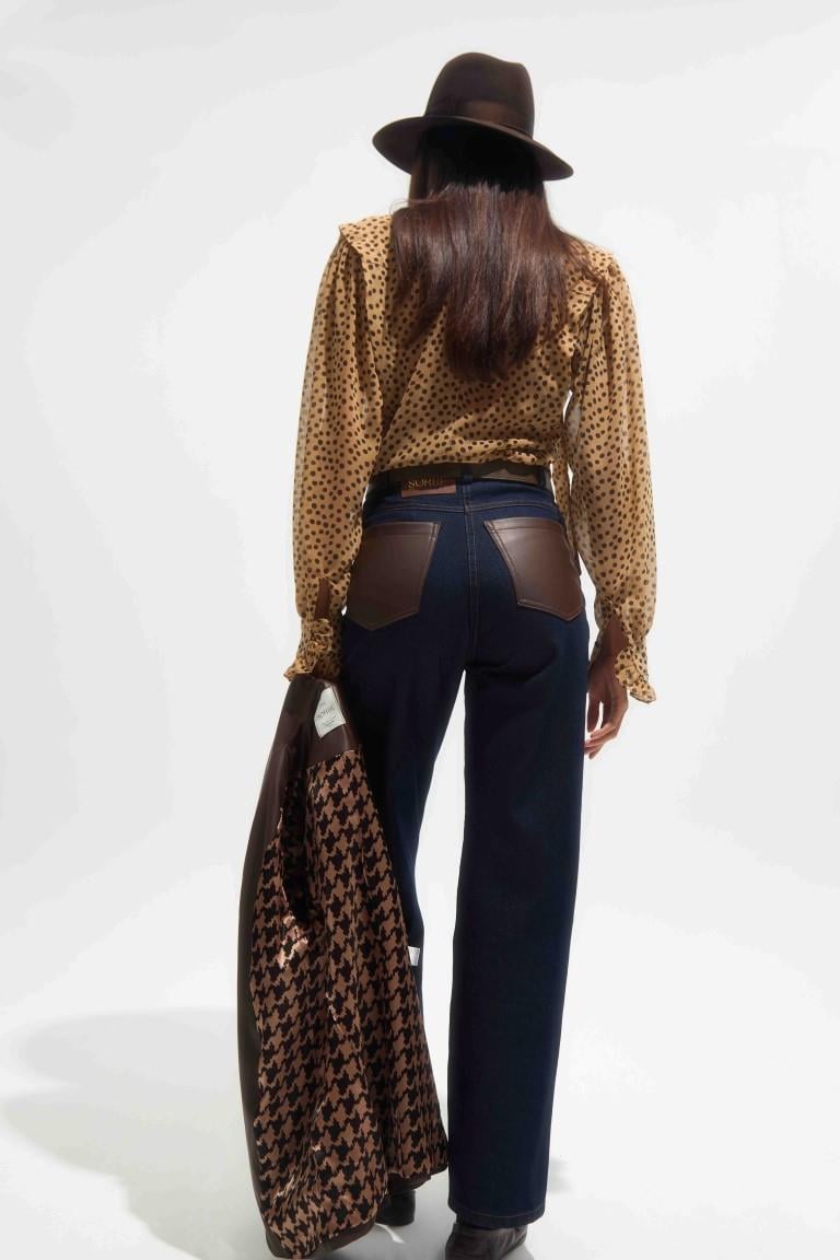 SORBE'Daily & UniformTHE ISOLA BLOUSE