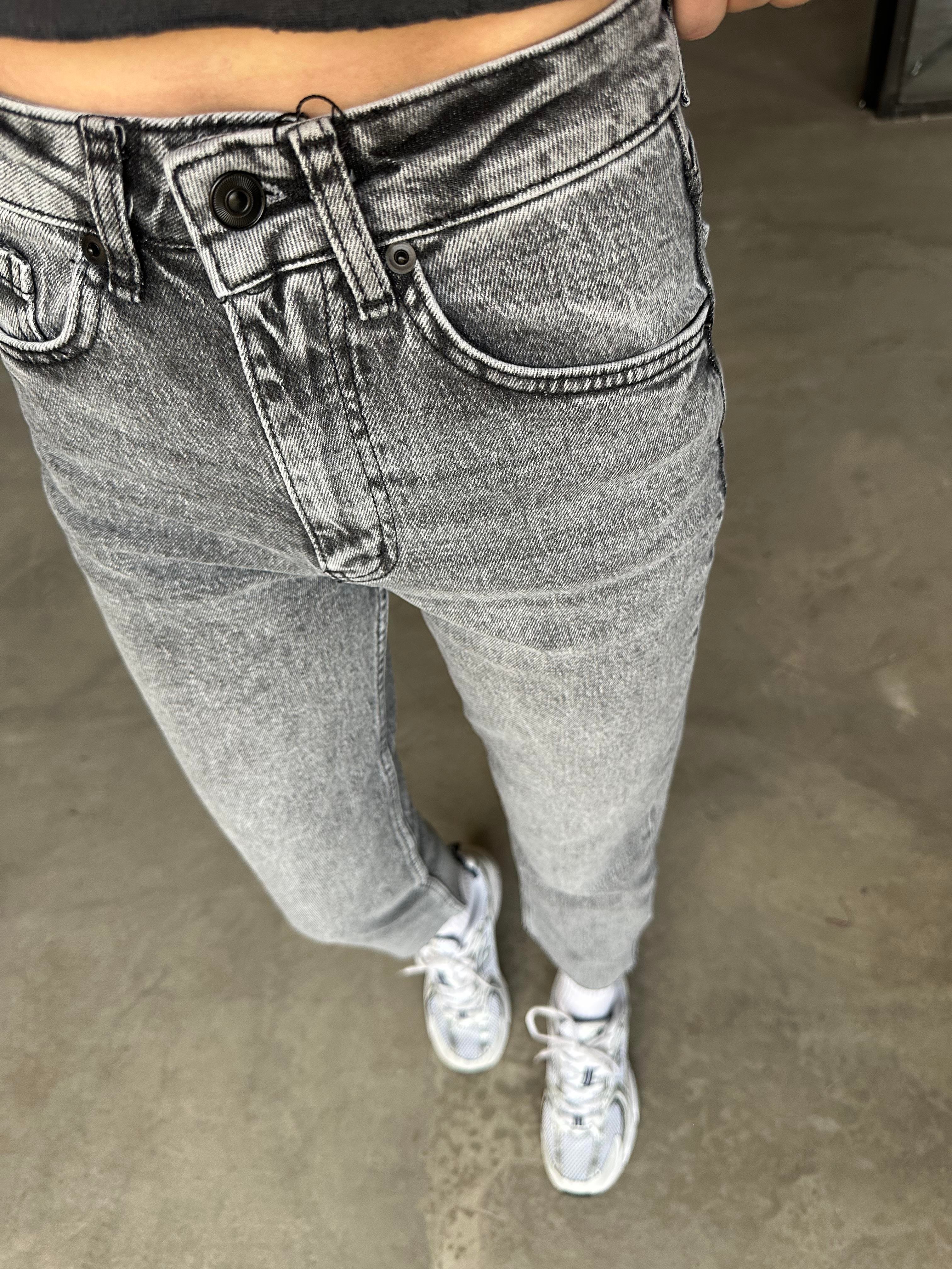 Antrasit Kesik Paça Boyfit Jean - Dominatrend