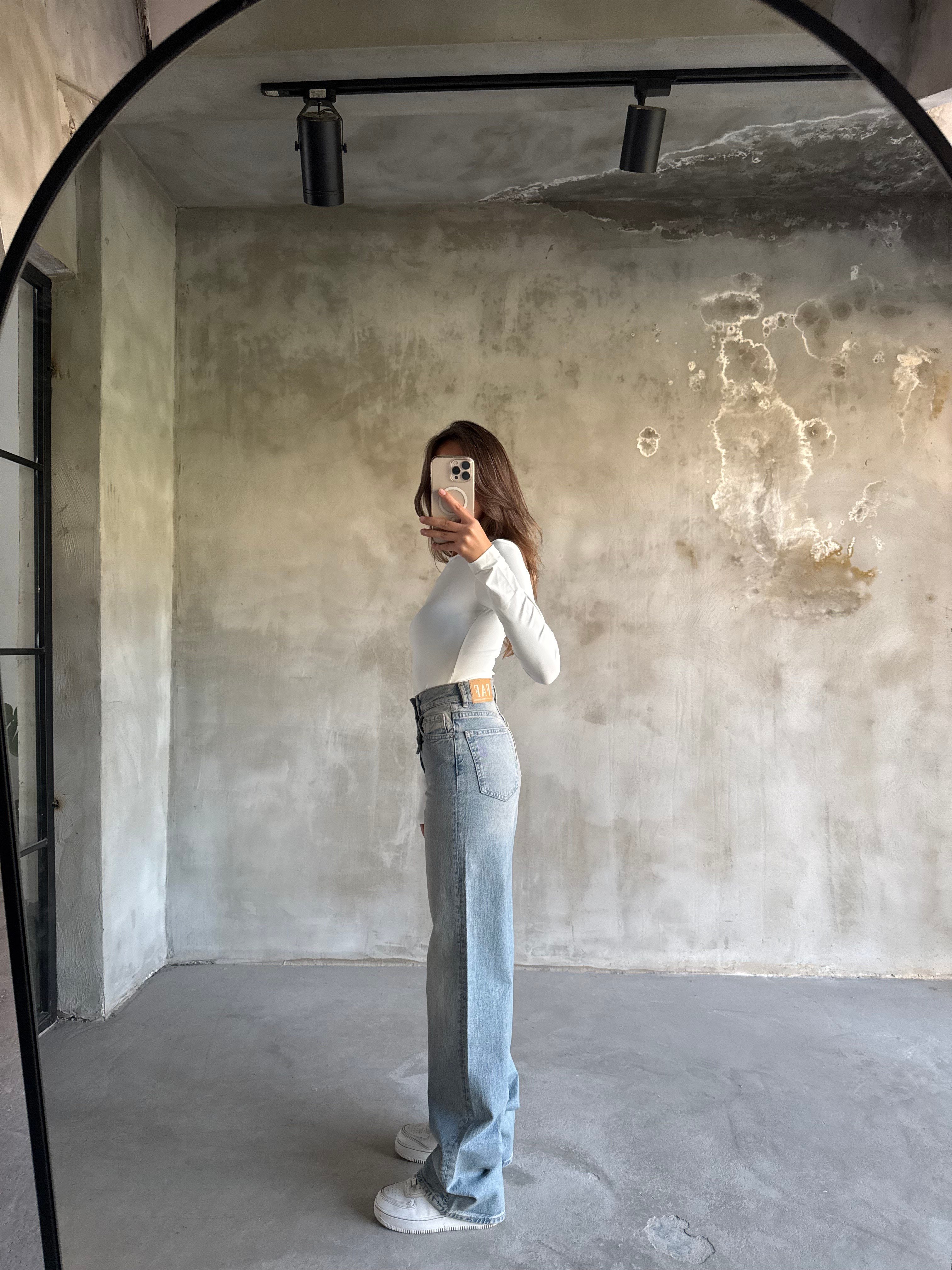 Asimetrik Düğmeli Yüksek Bel Straight Fit Jean - Tintli - Dominatrend