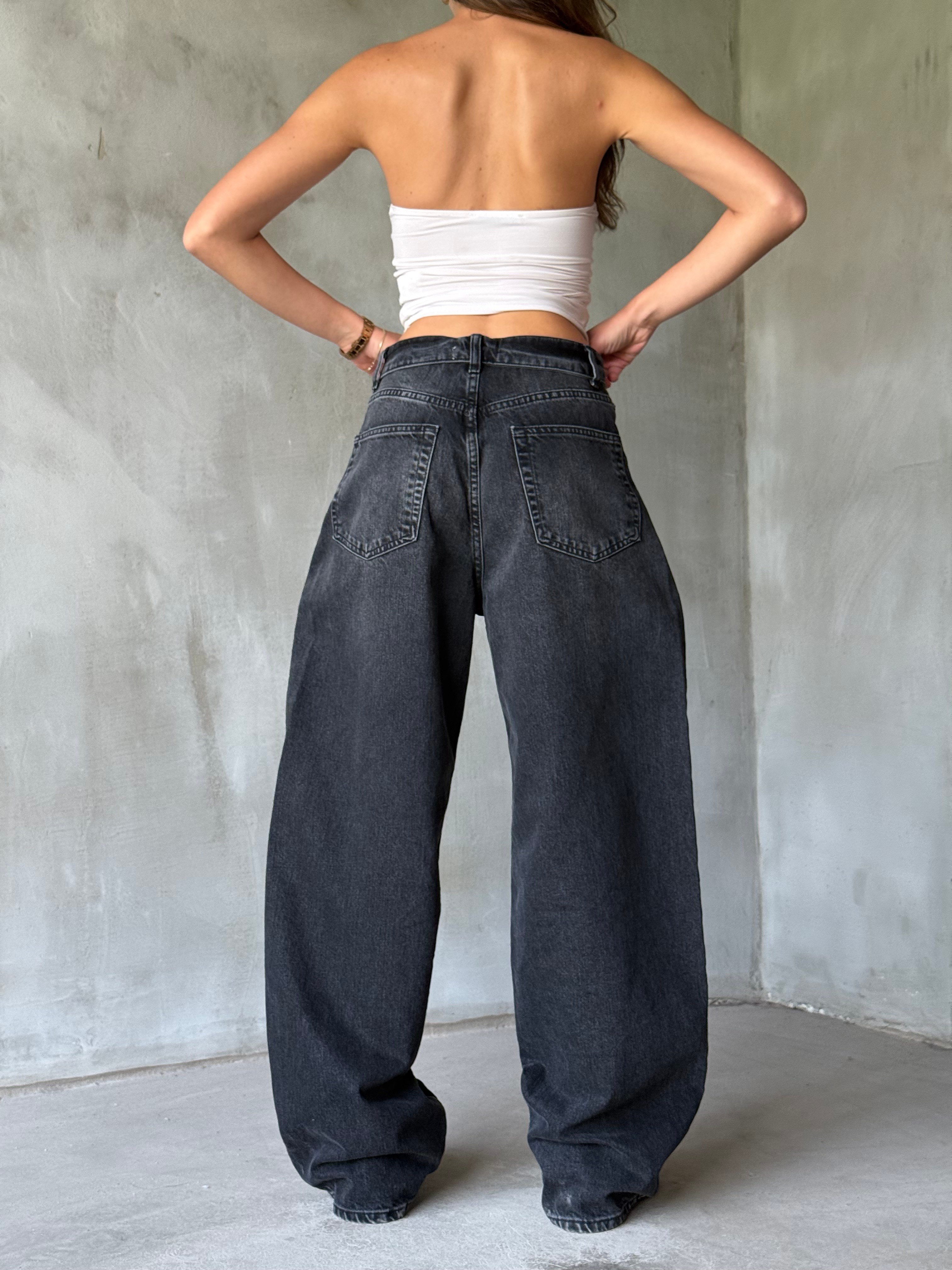 BEL DETAY SİYAH BAGGY JEAN - Dominatrend