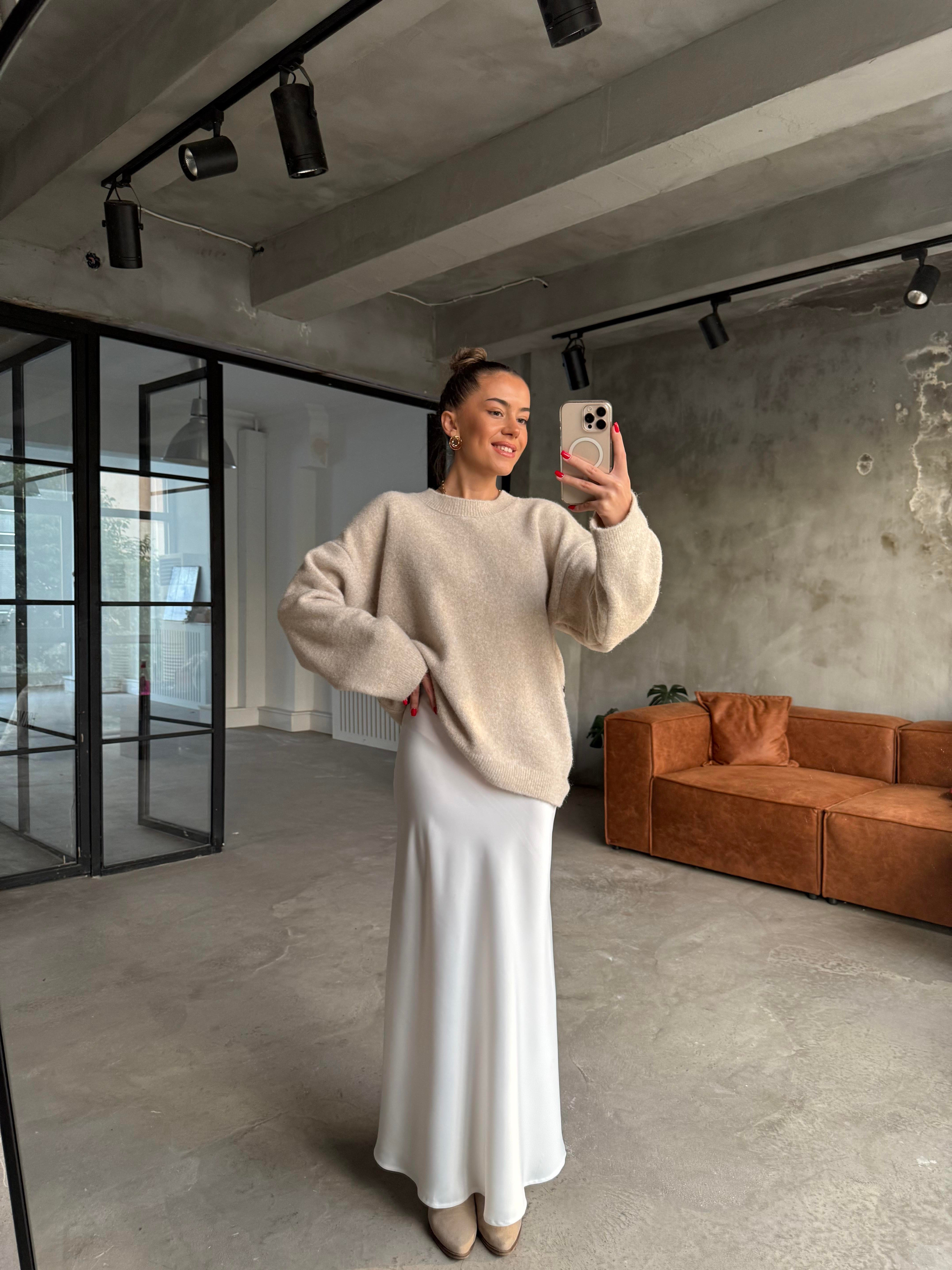 Beyaz Maxi Saten Etek - Dominatrend