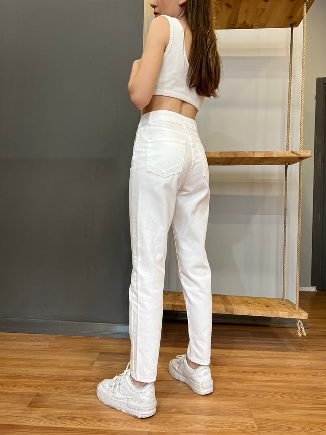 Beyaz Mom Jean - Dominatrend