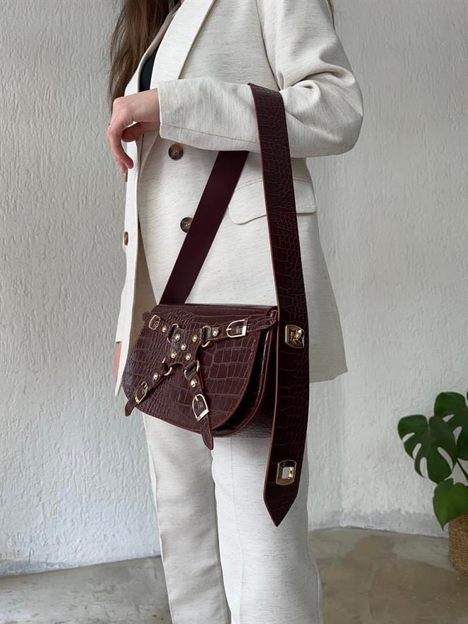 Bordo Çapraz Tokalı Çanta  - Dominatrend