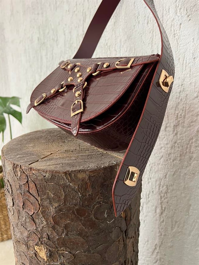 Bordo Çapraz Tokalı Çanta  - Dominatrend