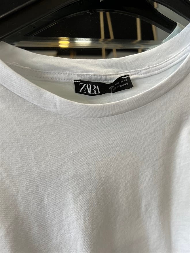 Büzgülü Beyaz Tshirt - Dominatrend