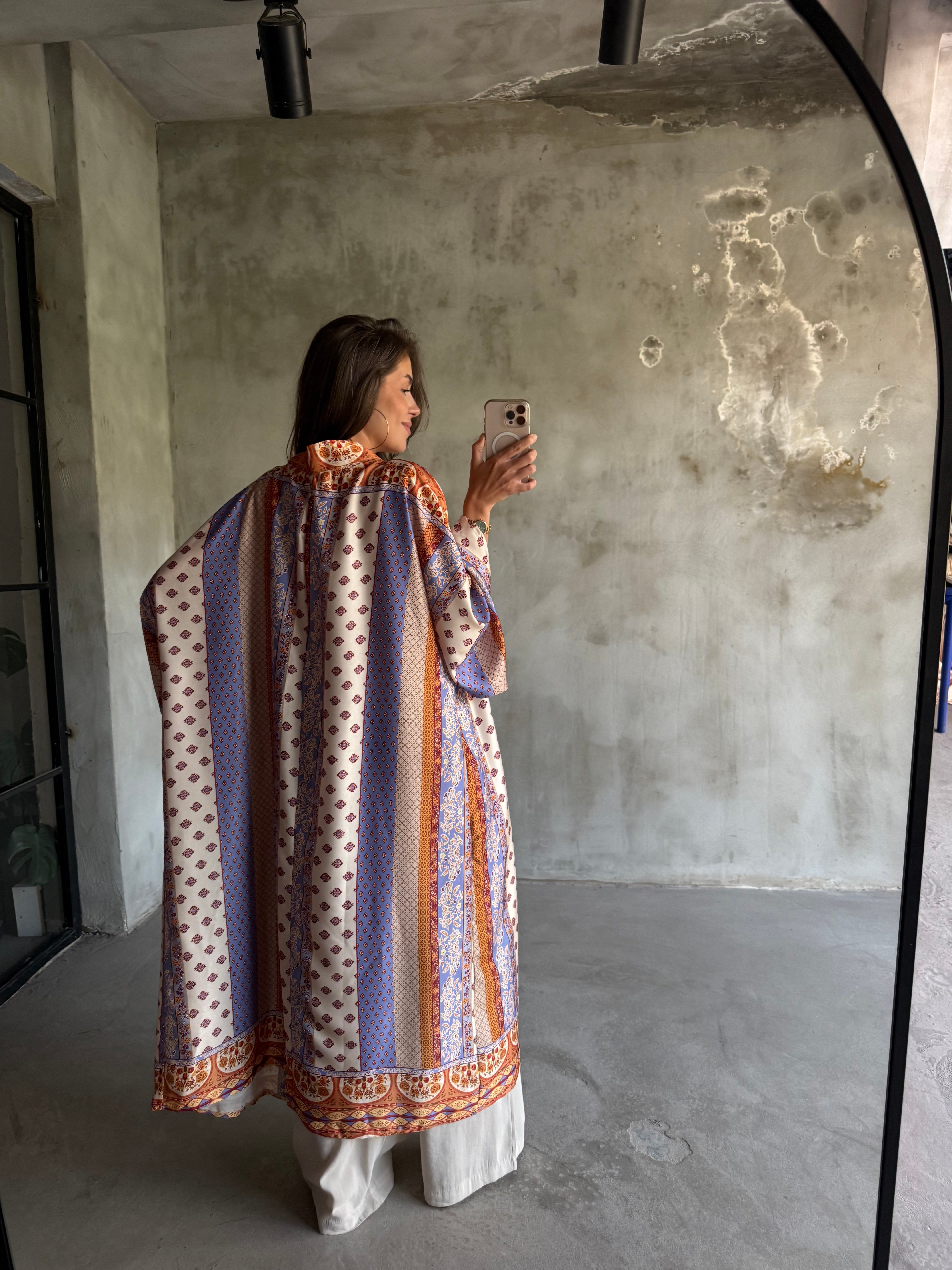 Desenli Renkli Saten Kimono  - Dominatrend