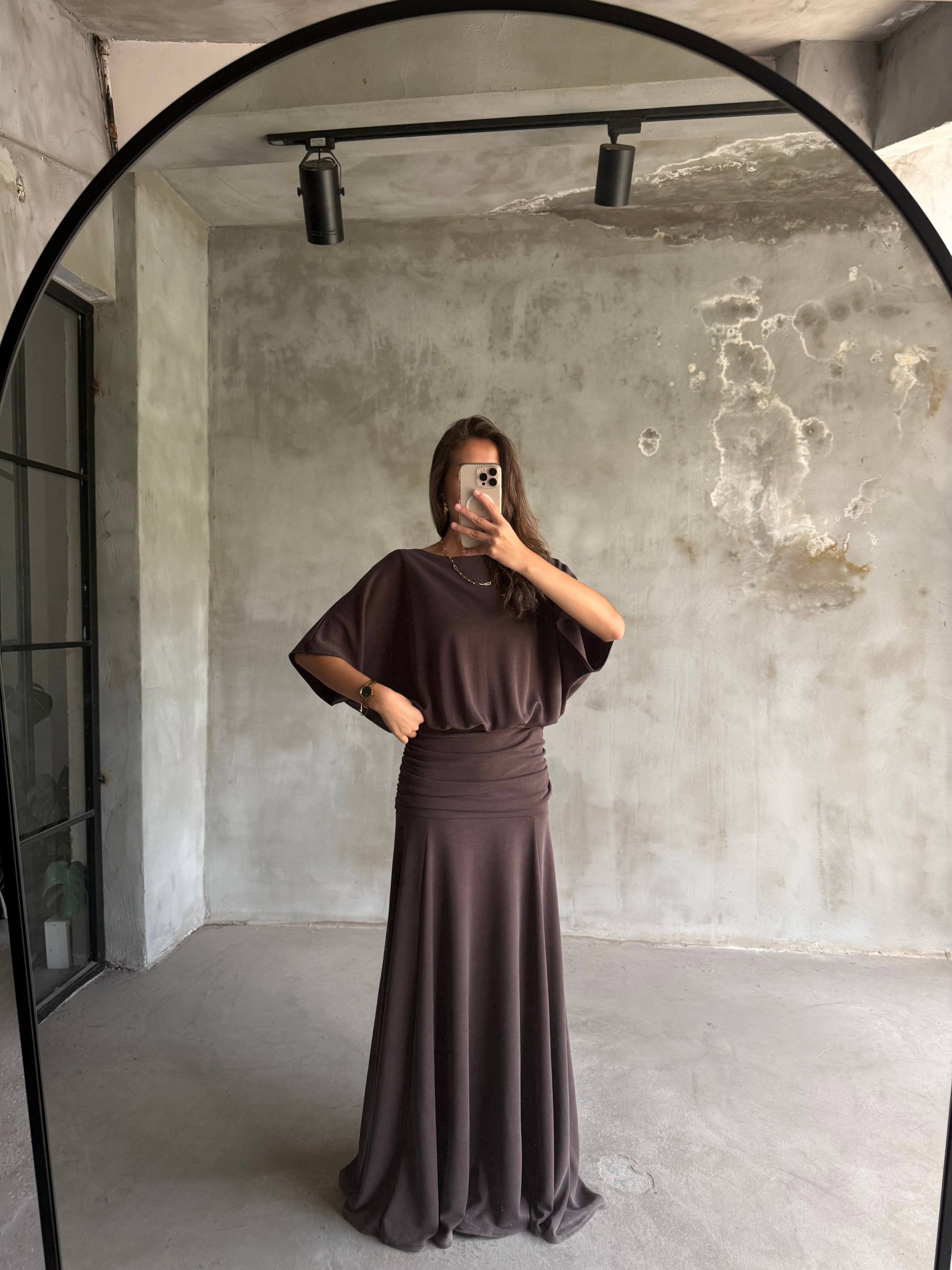 Drapeli Maxi Boy Pike Elbise Kahverengi - Dominatrend