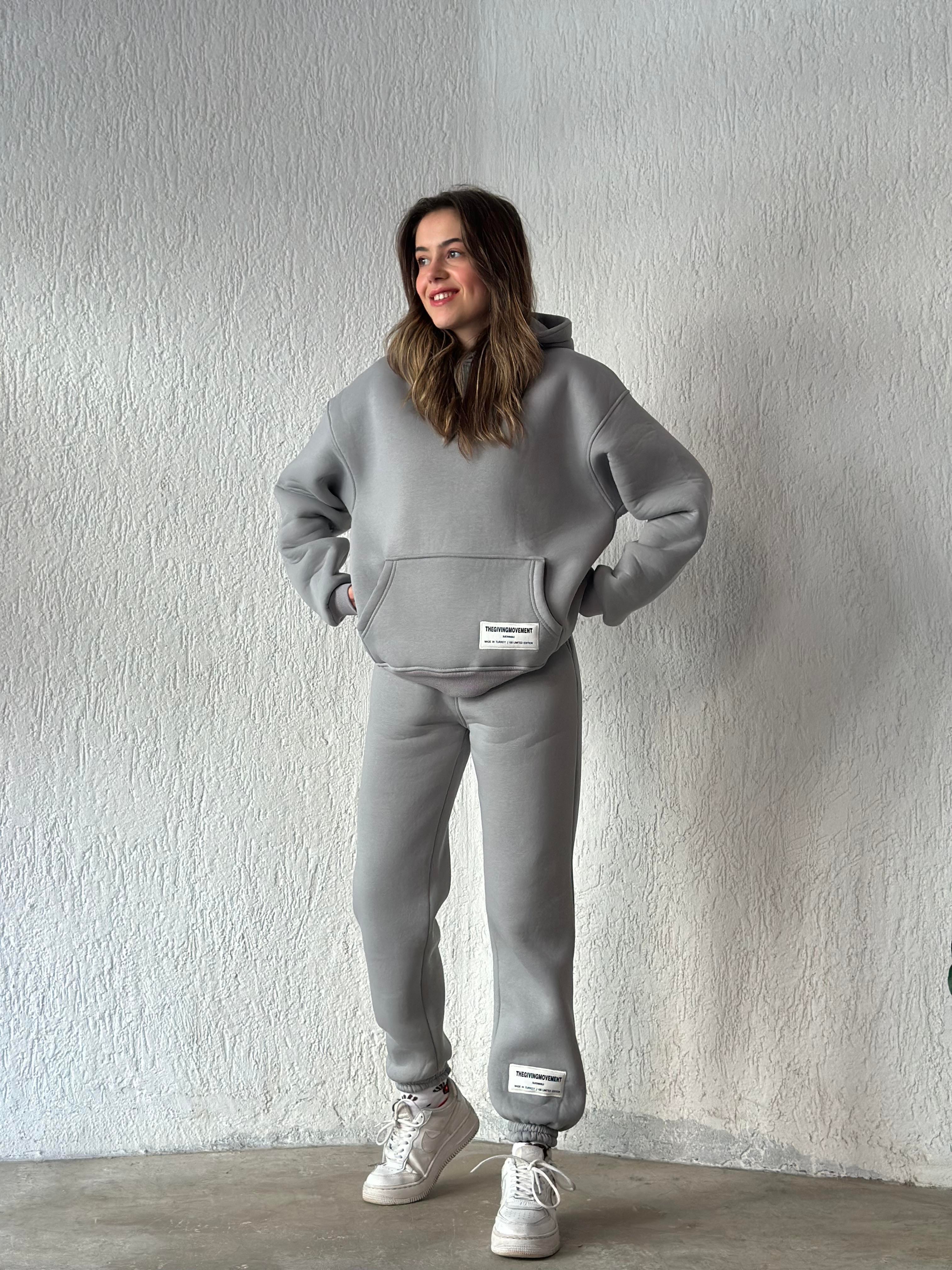 Etiket Detay Oversize Eşofman Takımı - Uzay Grii - Dominatrend
