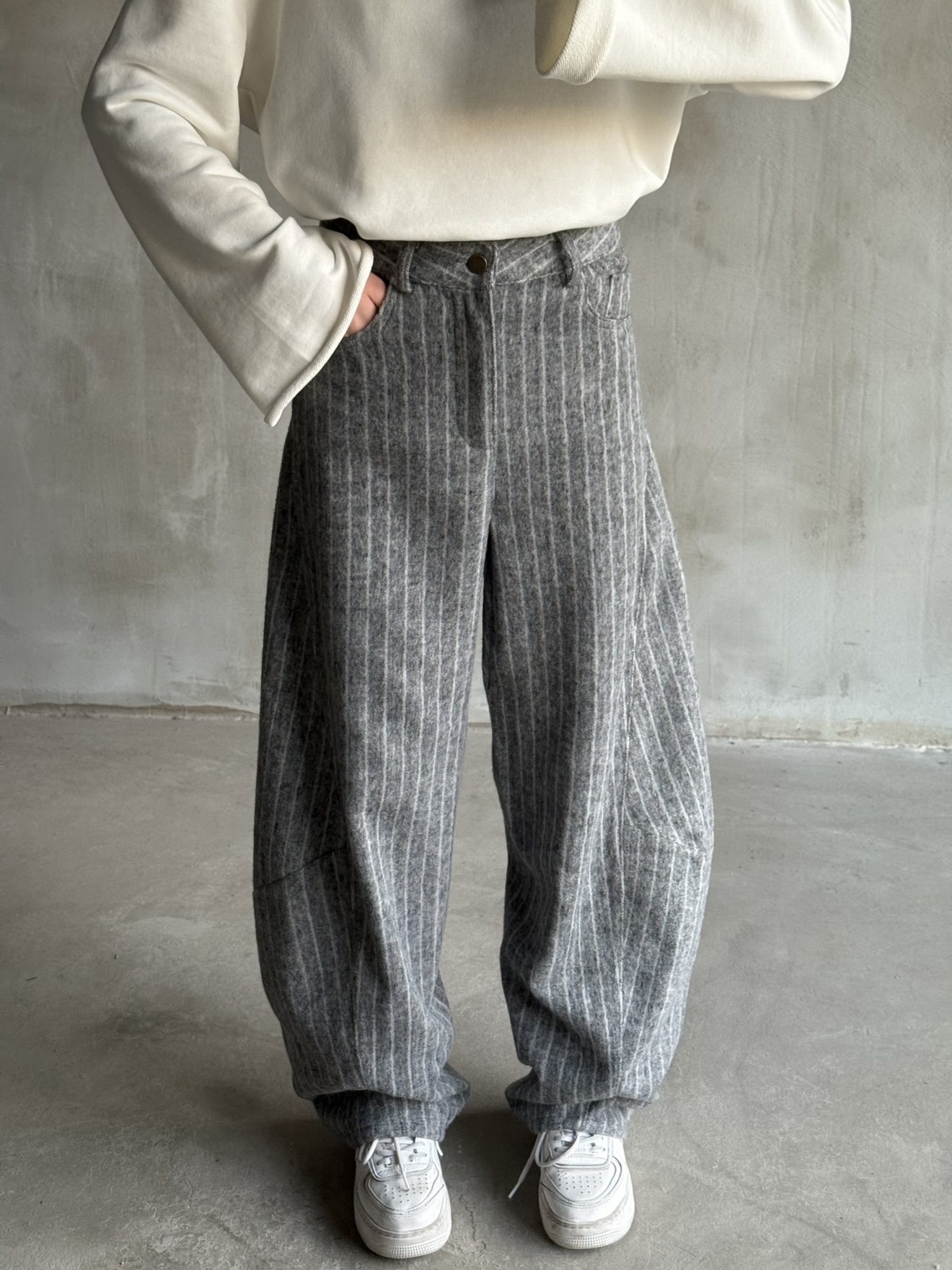 Gri Kaşe Çizgili Balon Pantolon - Dominatrend