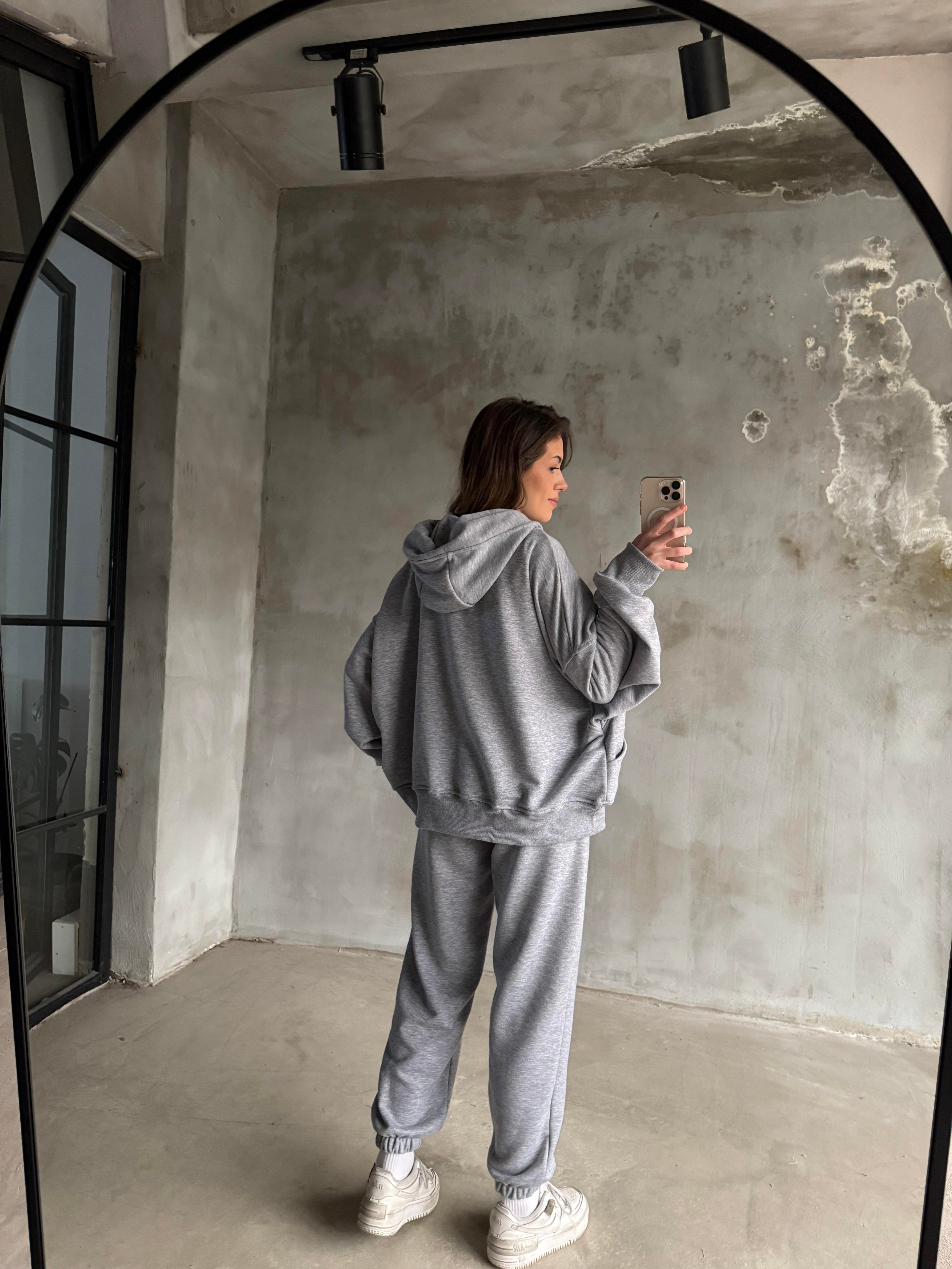 Gri Nakışlı Oversize Eşofman Takımı - Dominatrend