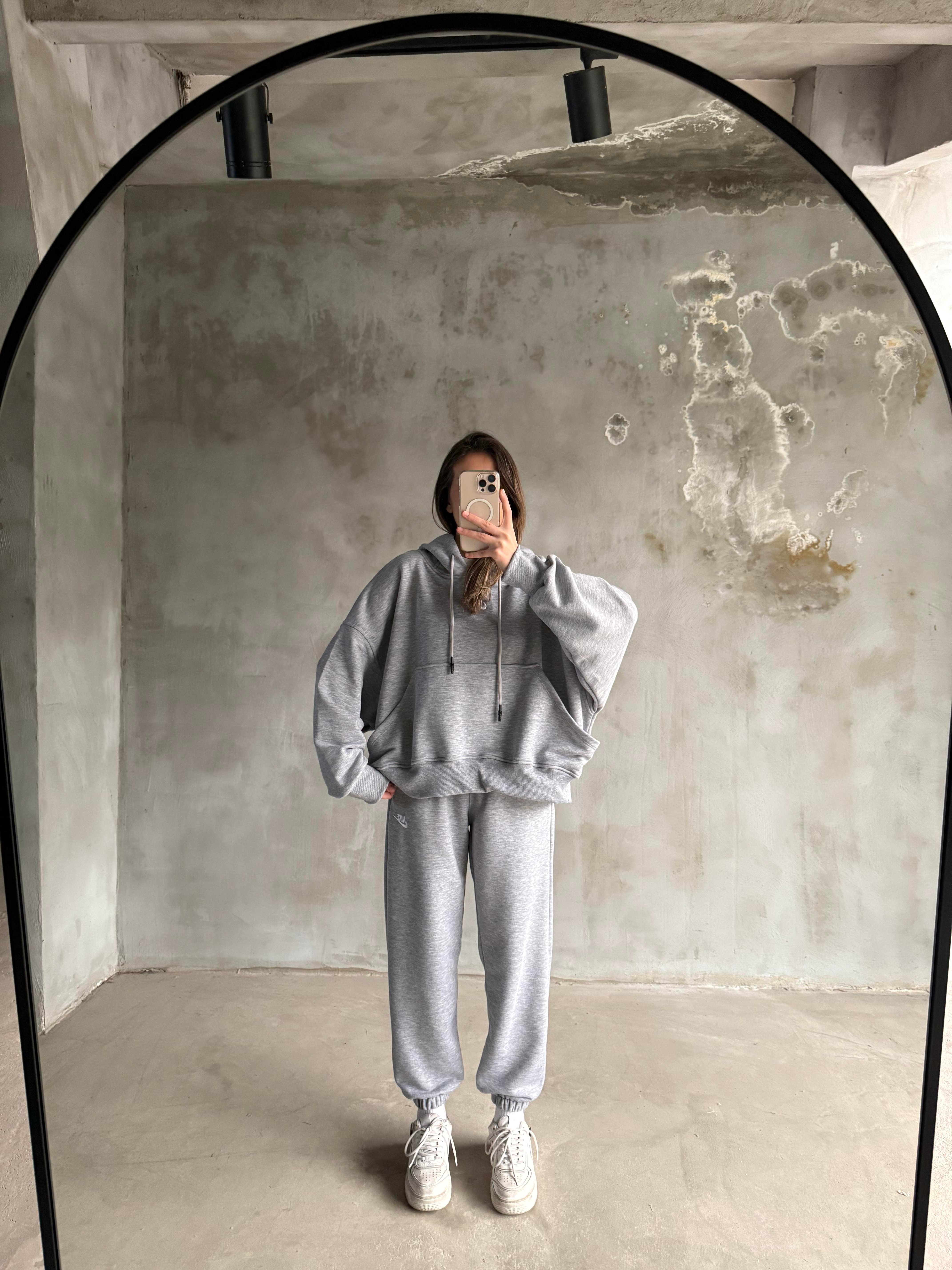 Gri Nakışlı Oversize Eşofman Takımı - Dominatrend