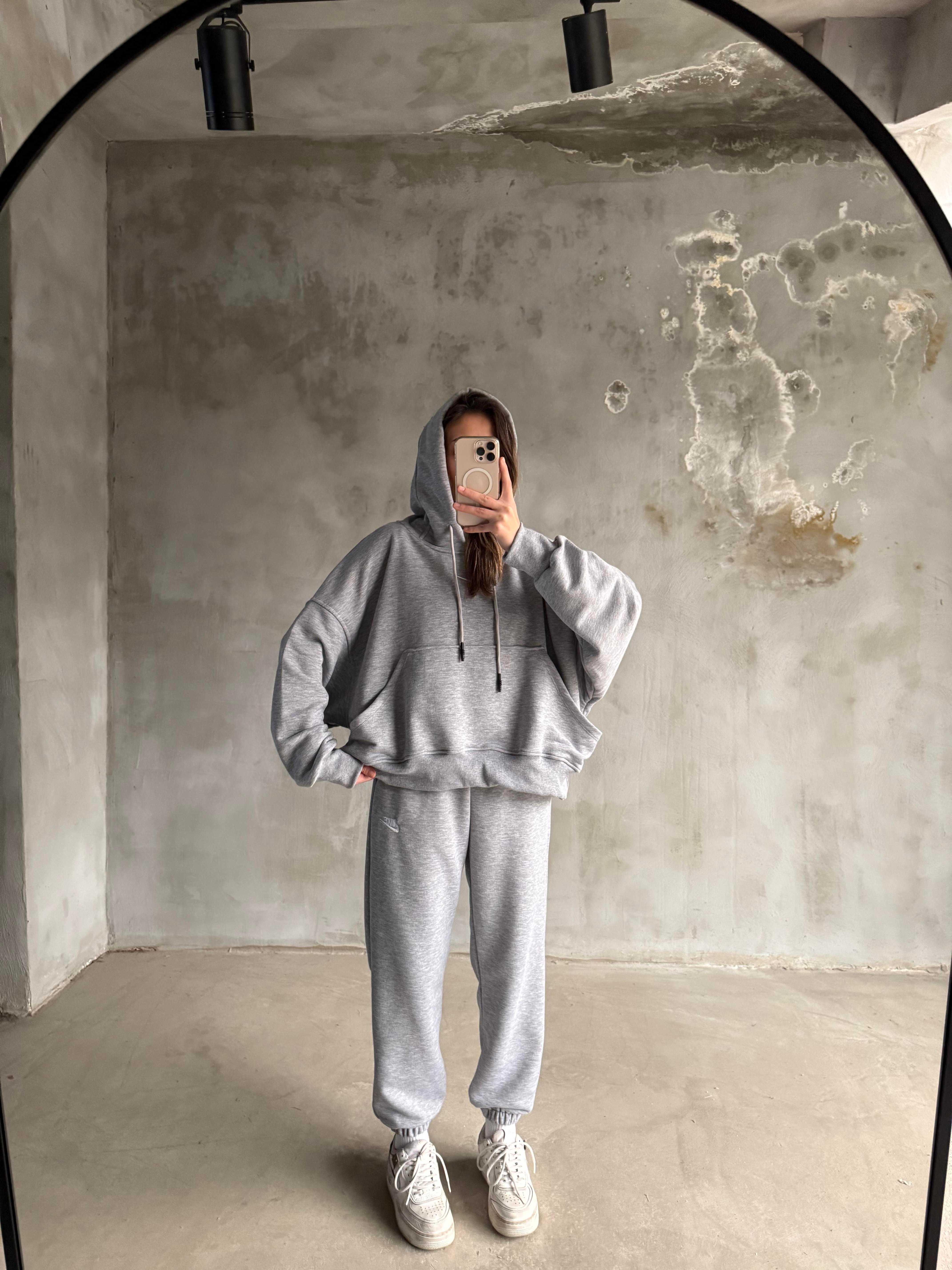Gri Nakışlı Oversize Eşofman Takımı - Dominatrend