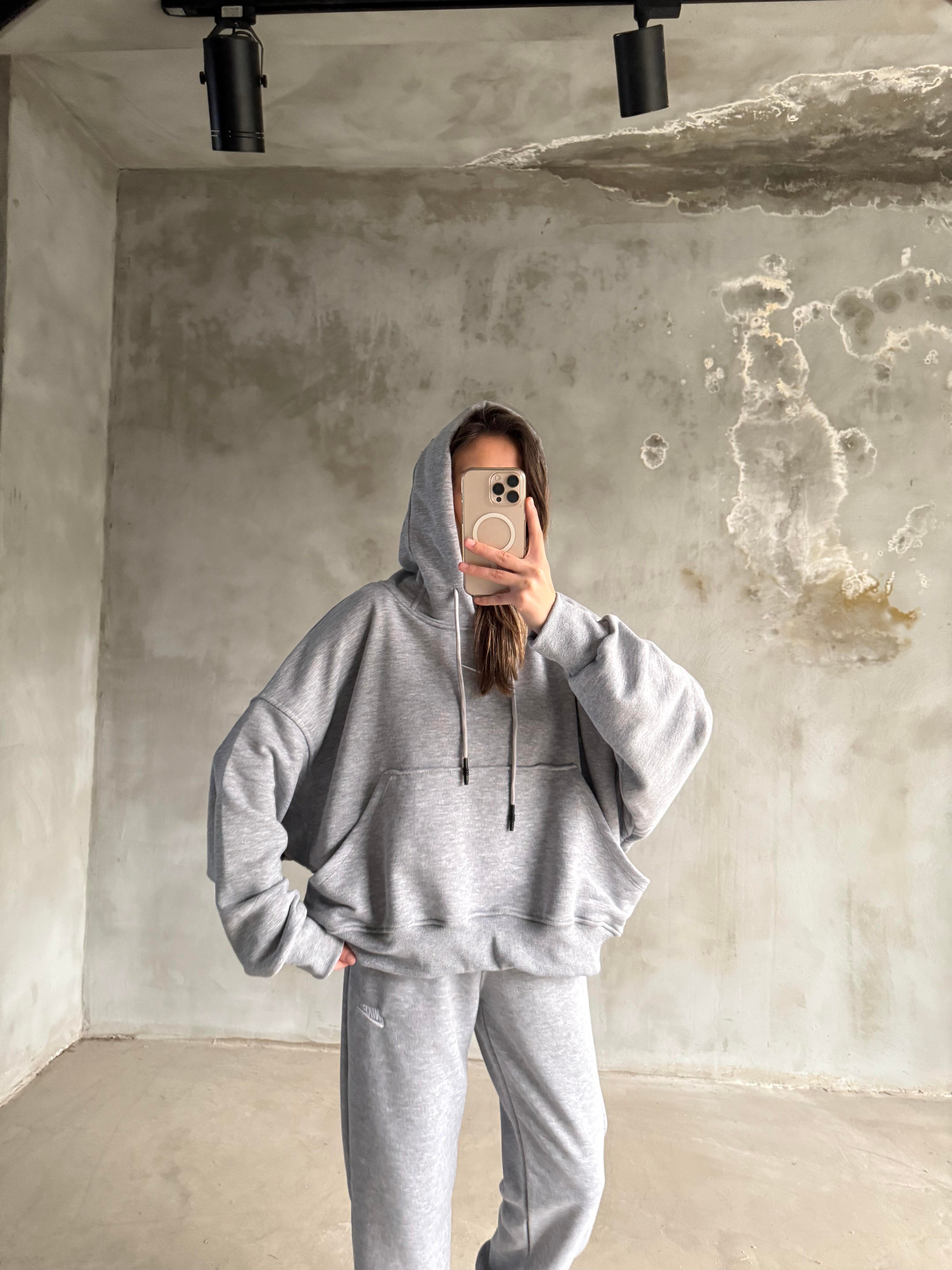 Gri Nakışlı Oversize Eşofman Takımı - Dominatrend