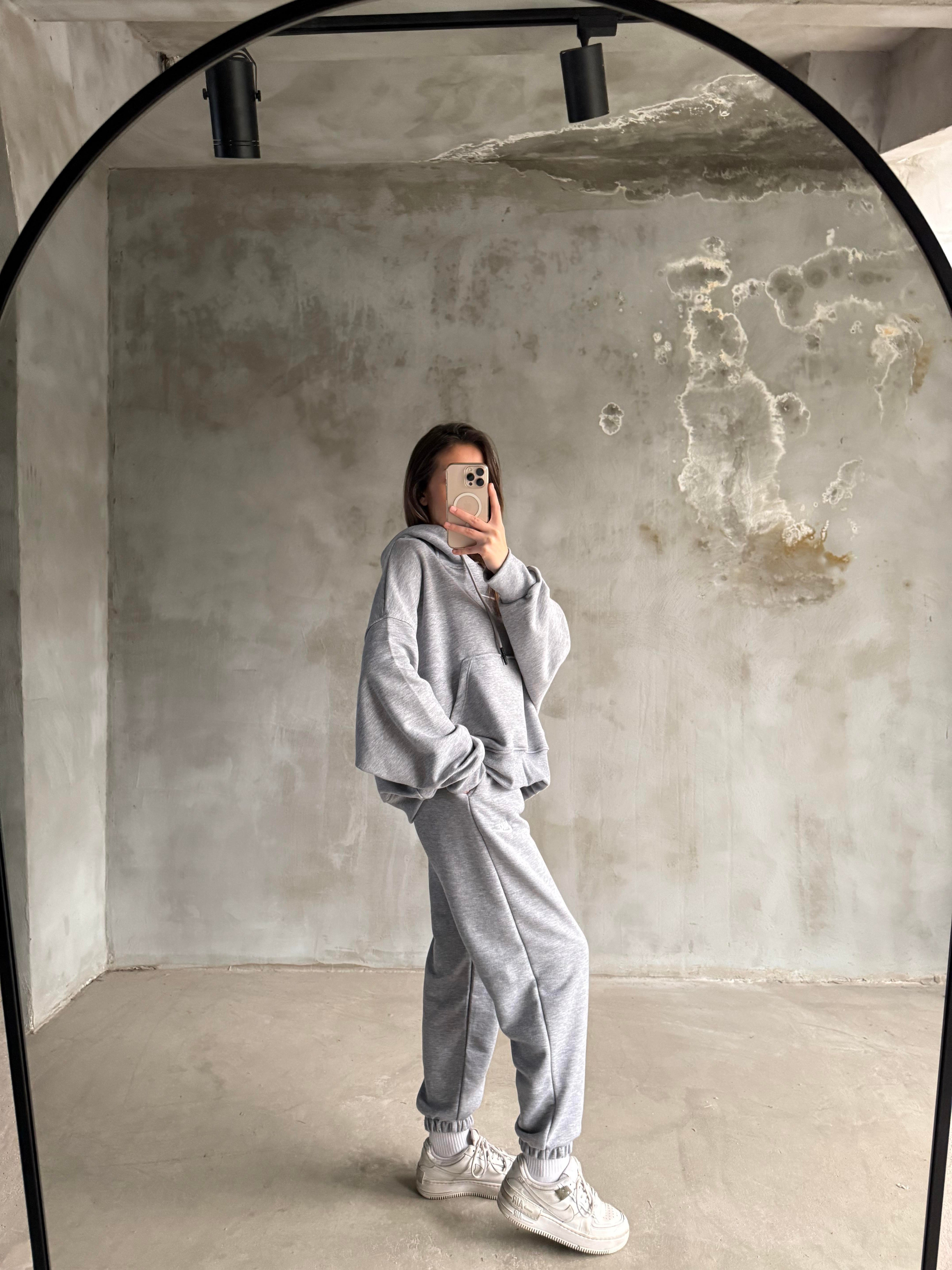 Gri Nakışlı Oversize Eşofman Takımı - Dominatrend
