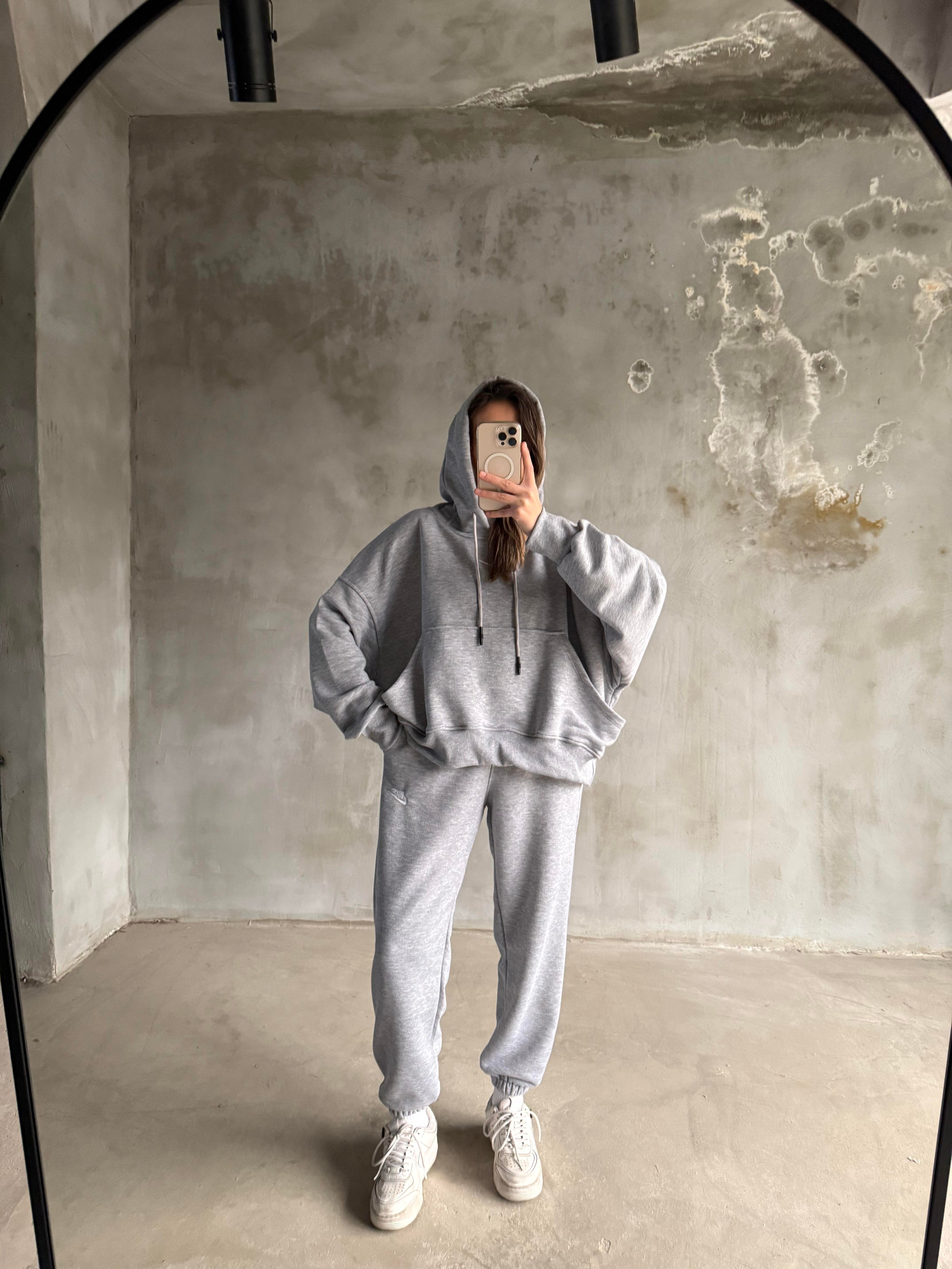 Gri Nakışlı Oversize Eşofman Takımı - Dominatrend