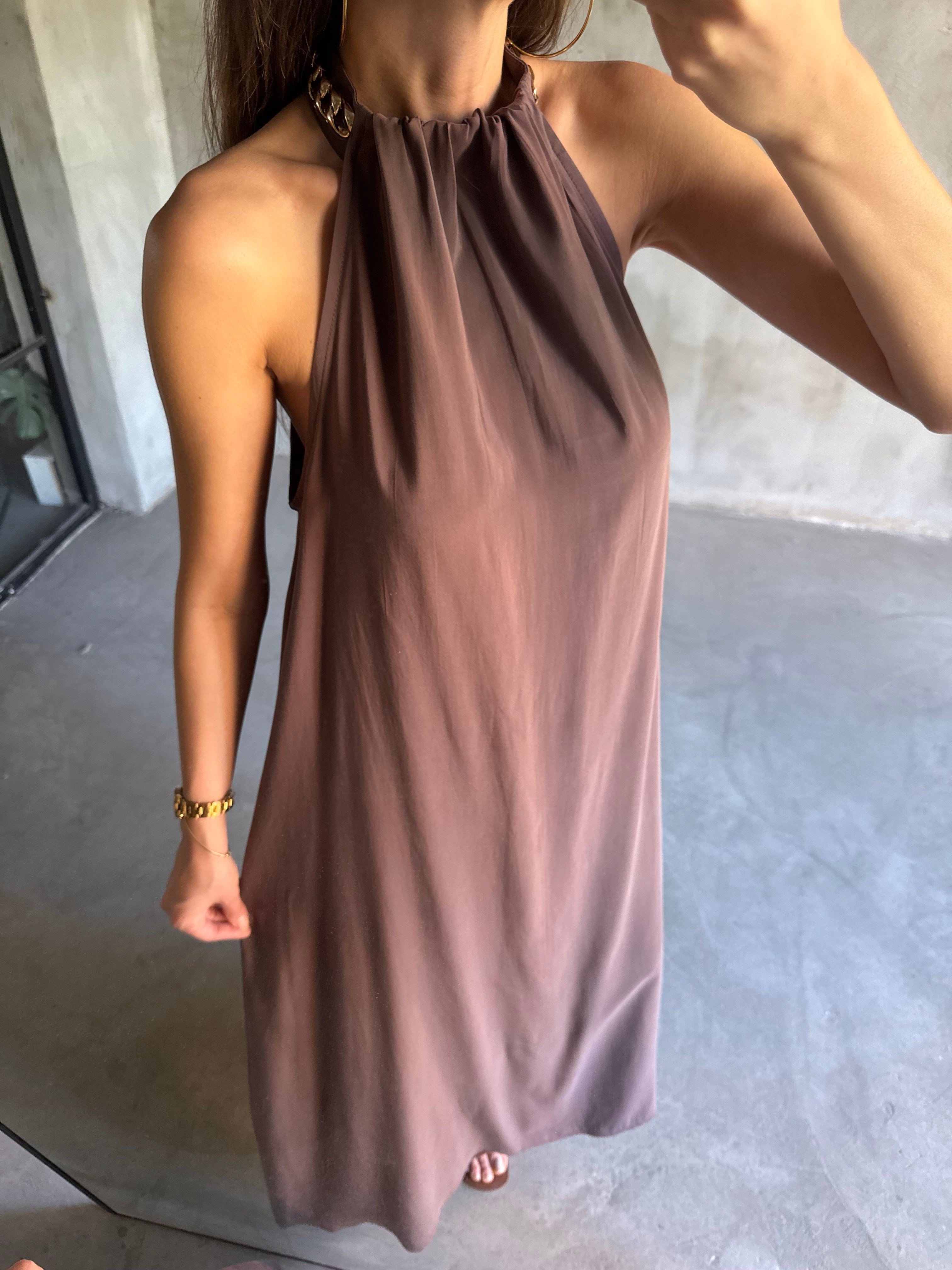Halter Yaka Gold Kolye Detay Maxi Tensel Elbise - Kahverengi - Dominatrend