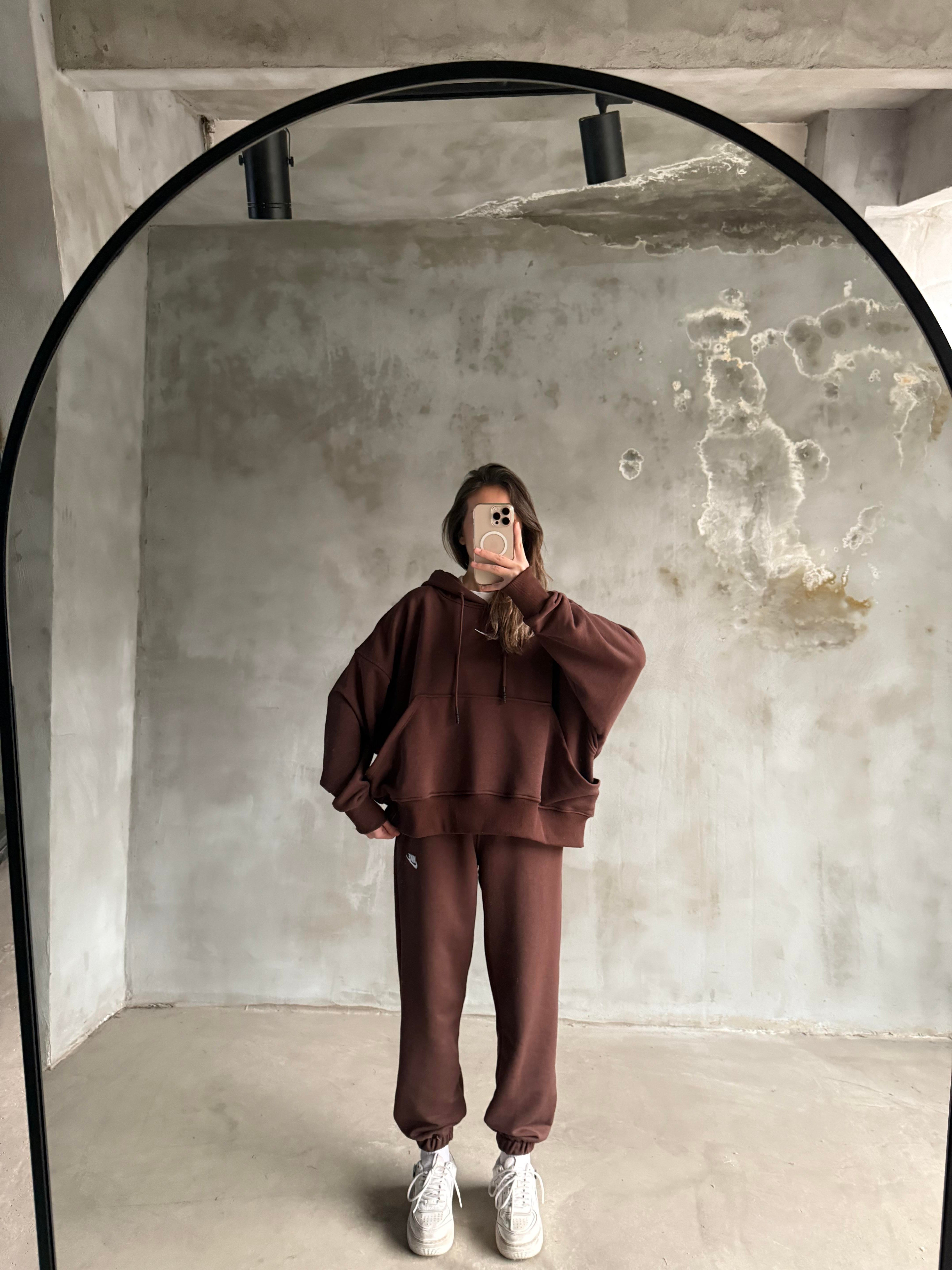 Kahve Nakışlı Oversize Eşofman Takımı - Dominatrend