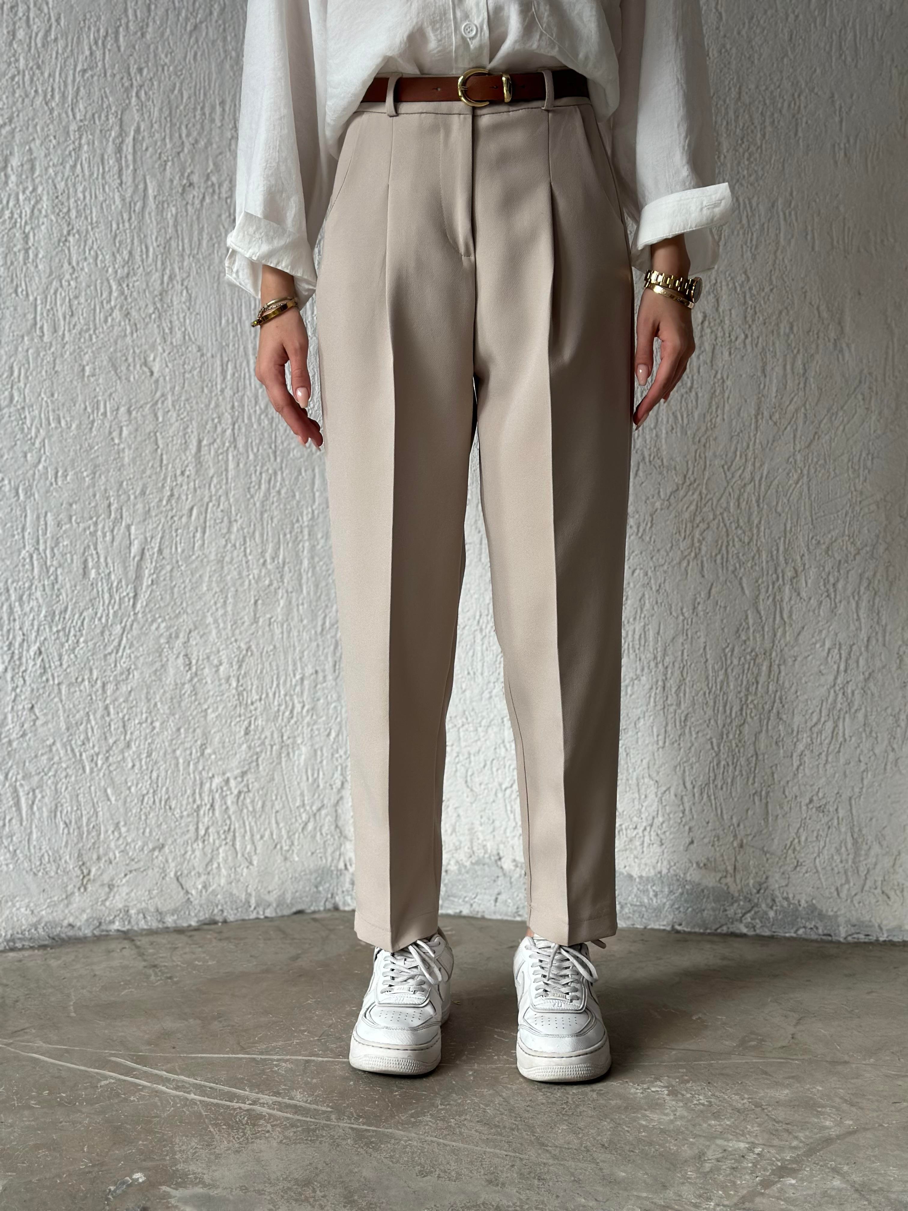 Kemerli Havuç Pantolon - Bej - Dominatrend