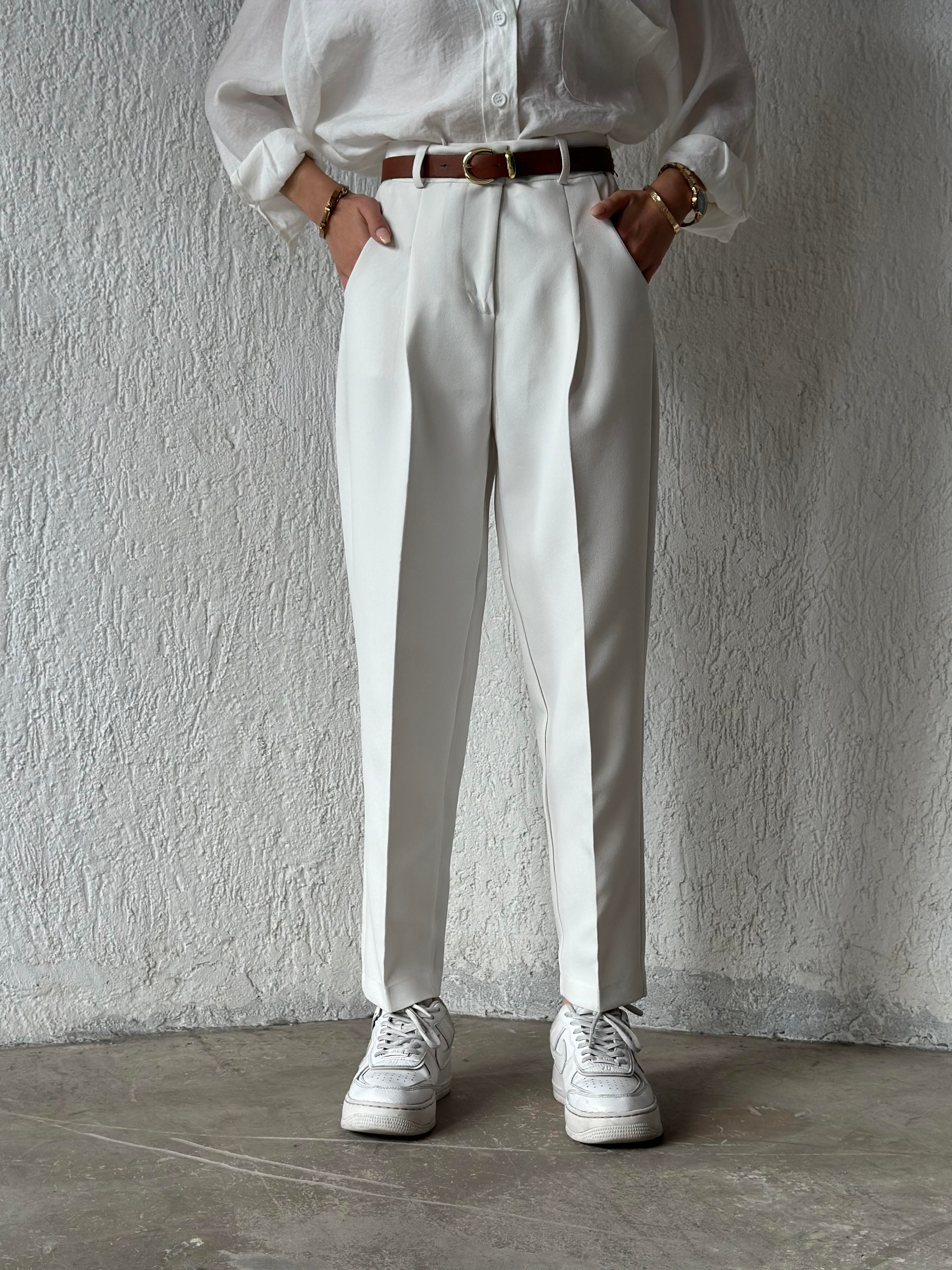 Kemerli Havuç Pantolon - Beyaz - Dominatrend