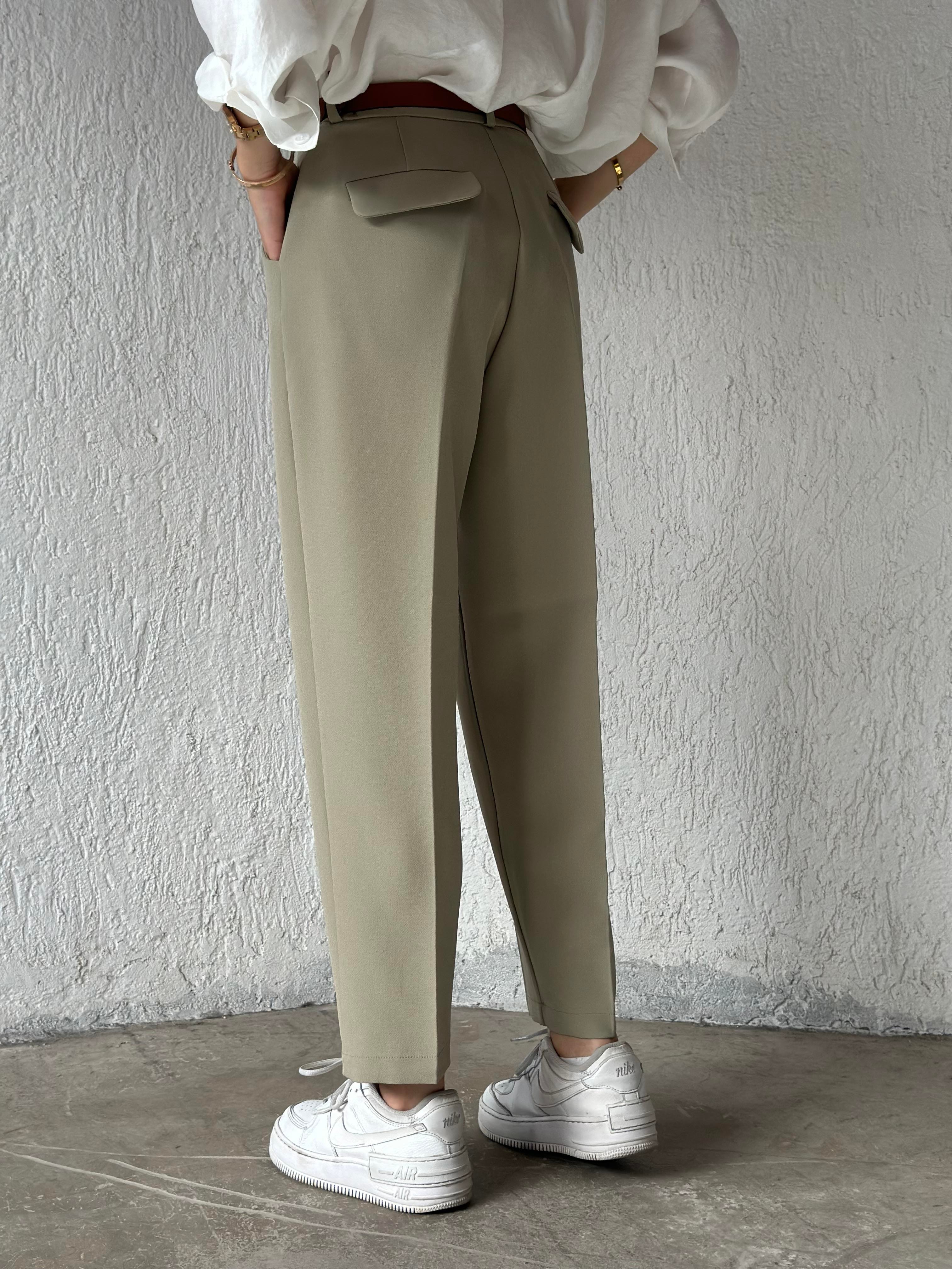 Kemerli Havuç Pantolon - Yeşil - Dominatrend