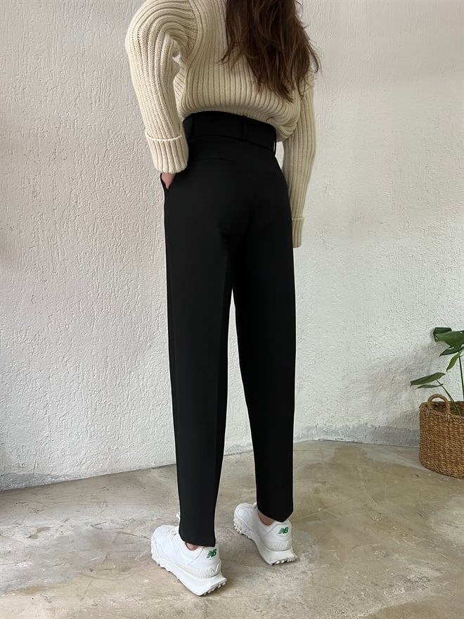 Kemerli Kumaş Pantolon - Siyah - Dominatrend