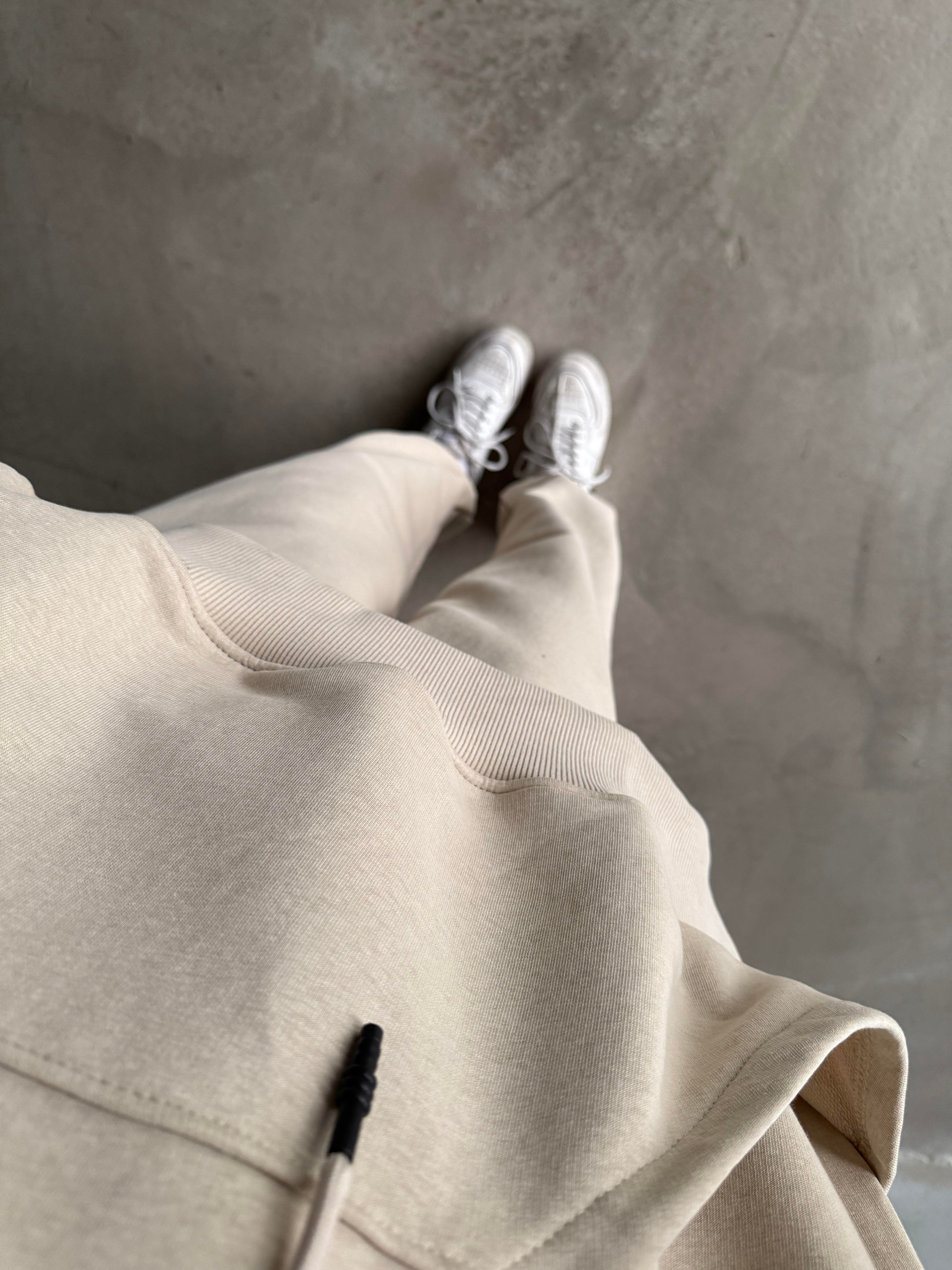 Krem Nakışlı Oversize Eşofman Takımı - Dominatrend
