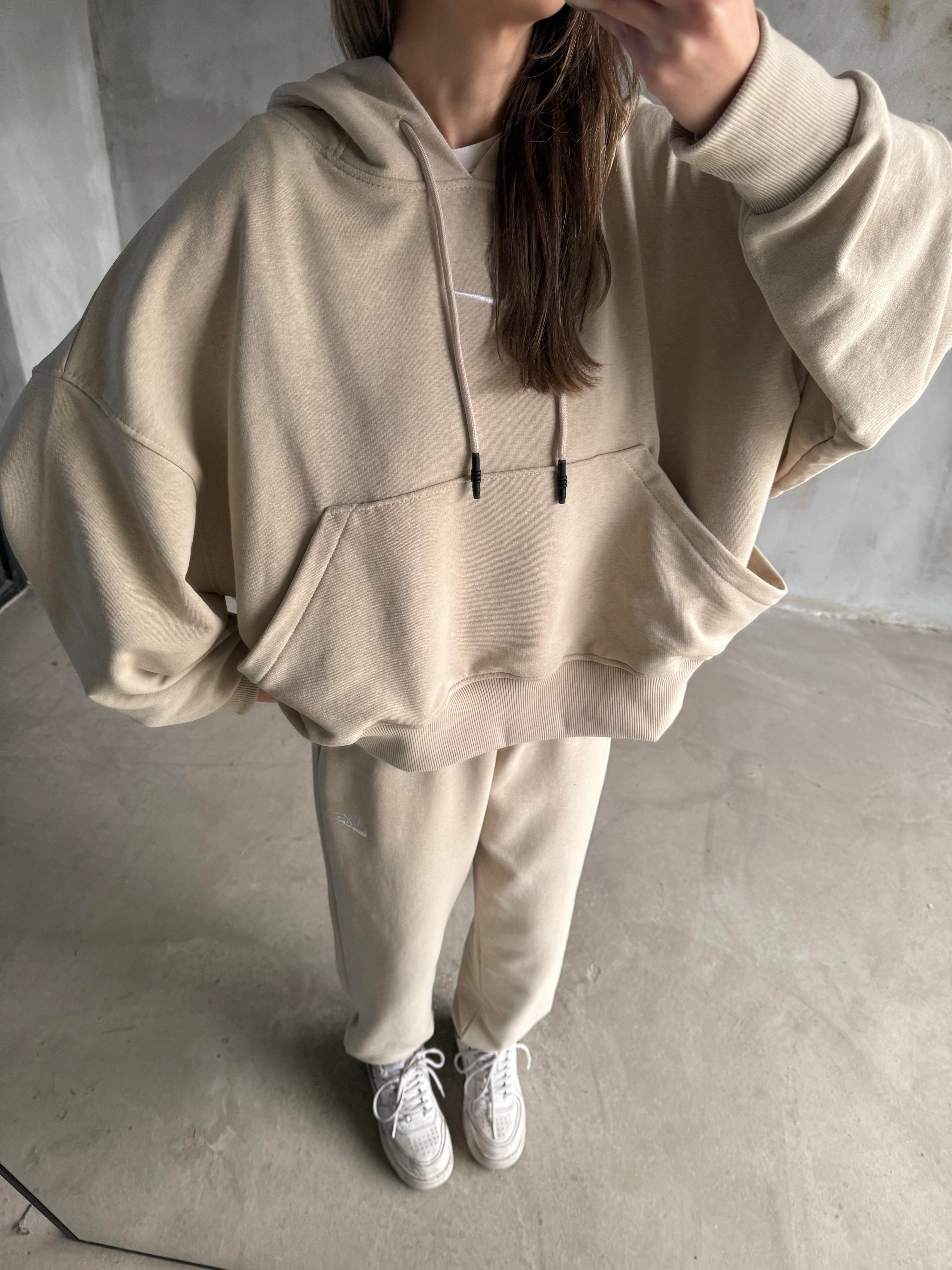 Krem Nakışlı Oversize Eşofman Takımı - Dominatrend