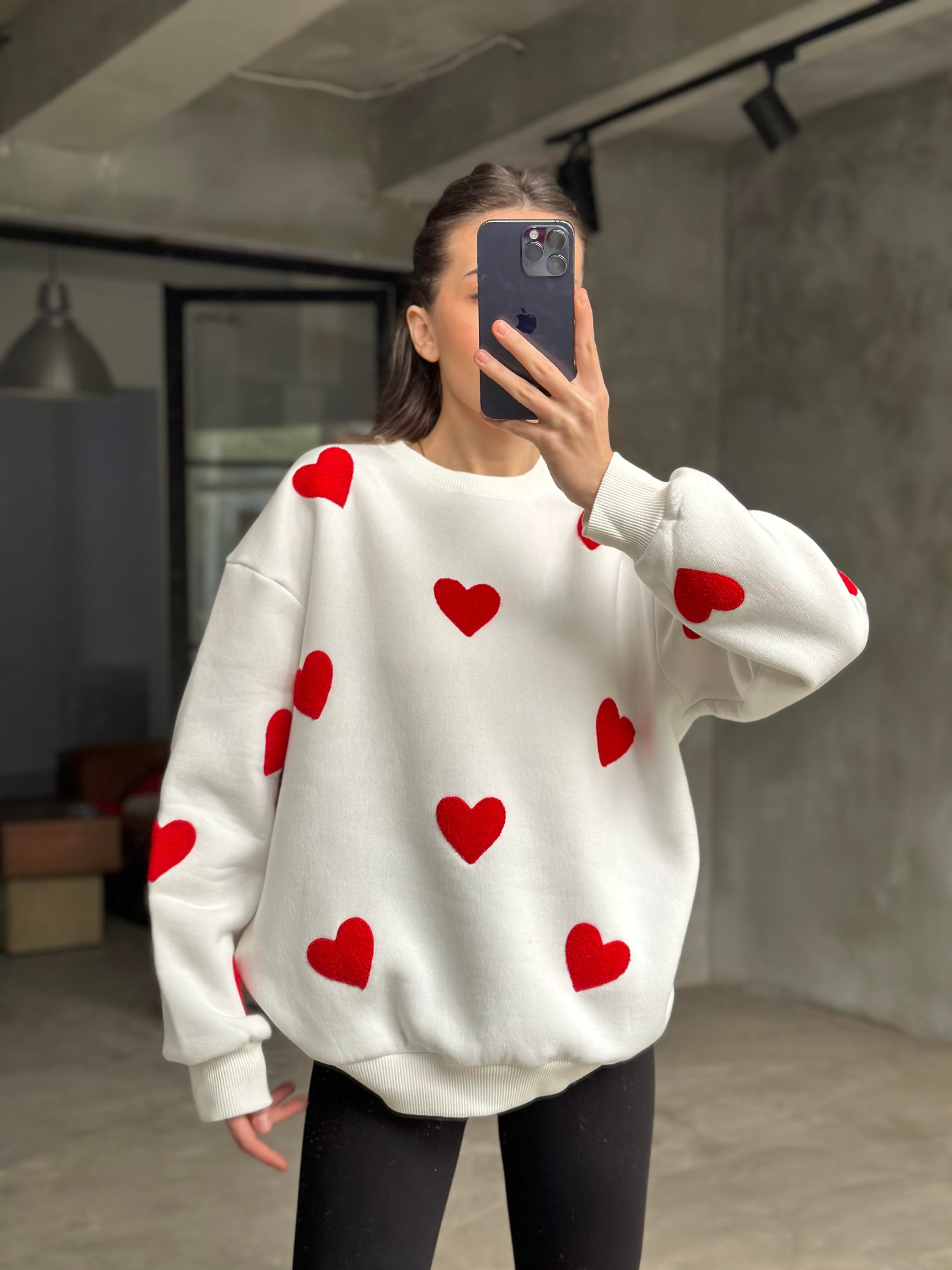 Love Kalp Nakışlı Sweatshirt - Beyaz - Dominatrend