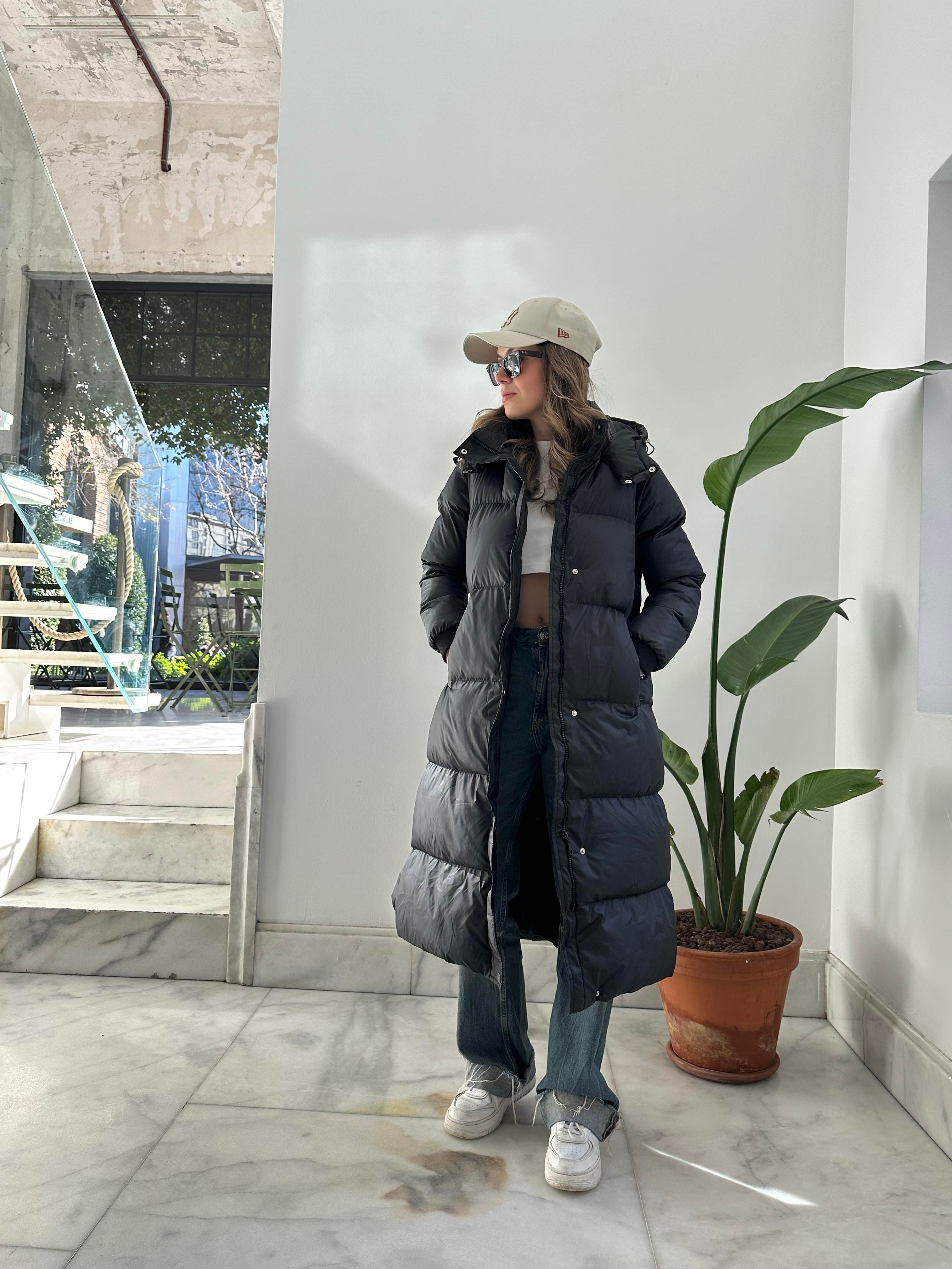 Maxi Uzun Çıtçıtlı Şişme Mont - Siyah - Dominatrend