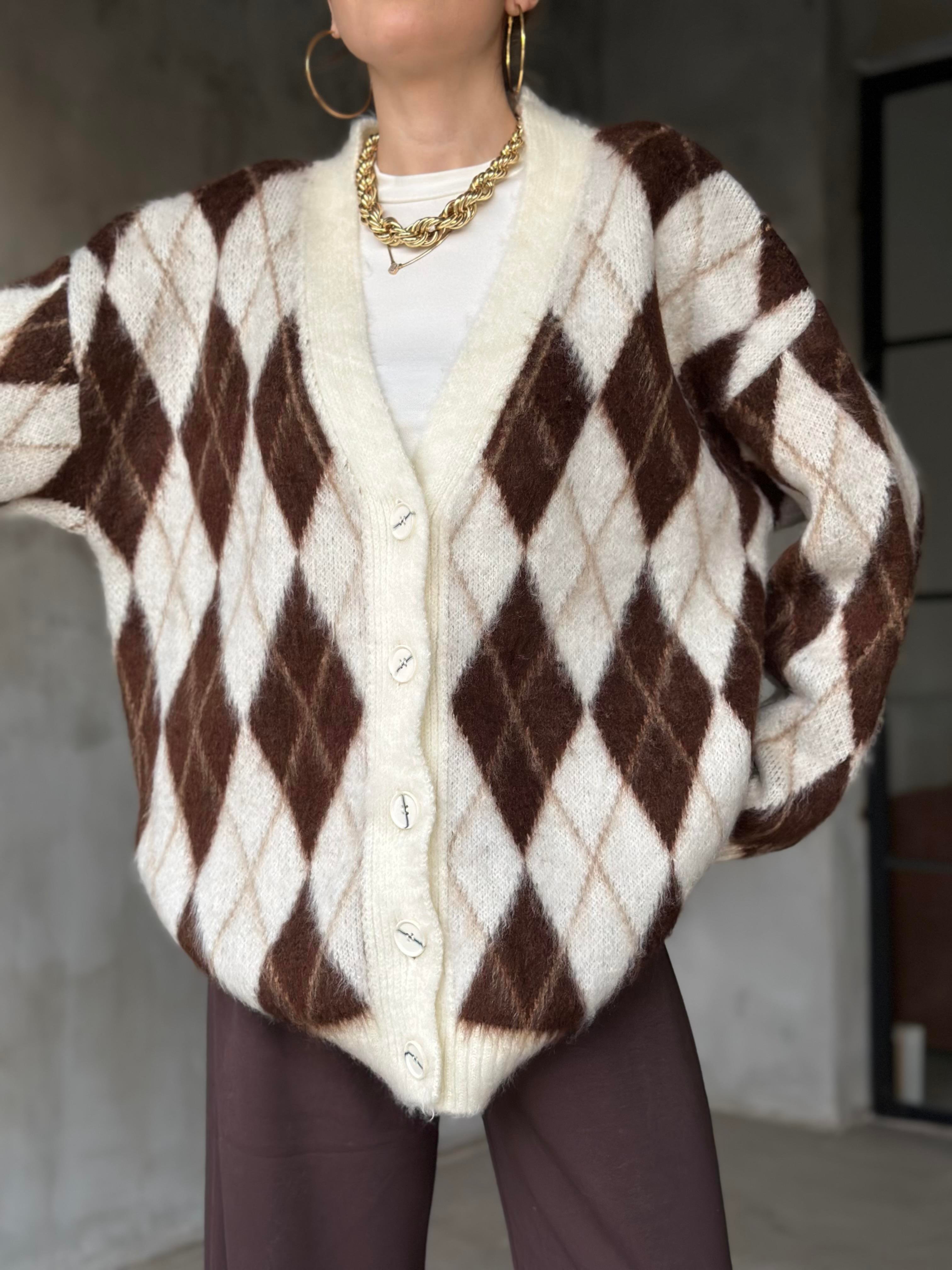 Oversize Ekru Kahverengi Baklava Desenli Kazak  - Dominatrend