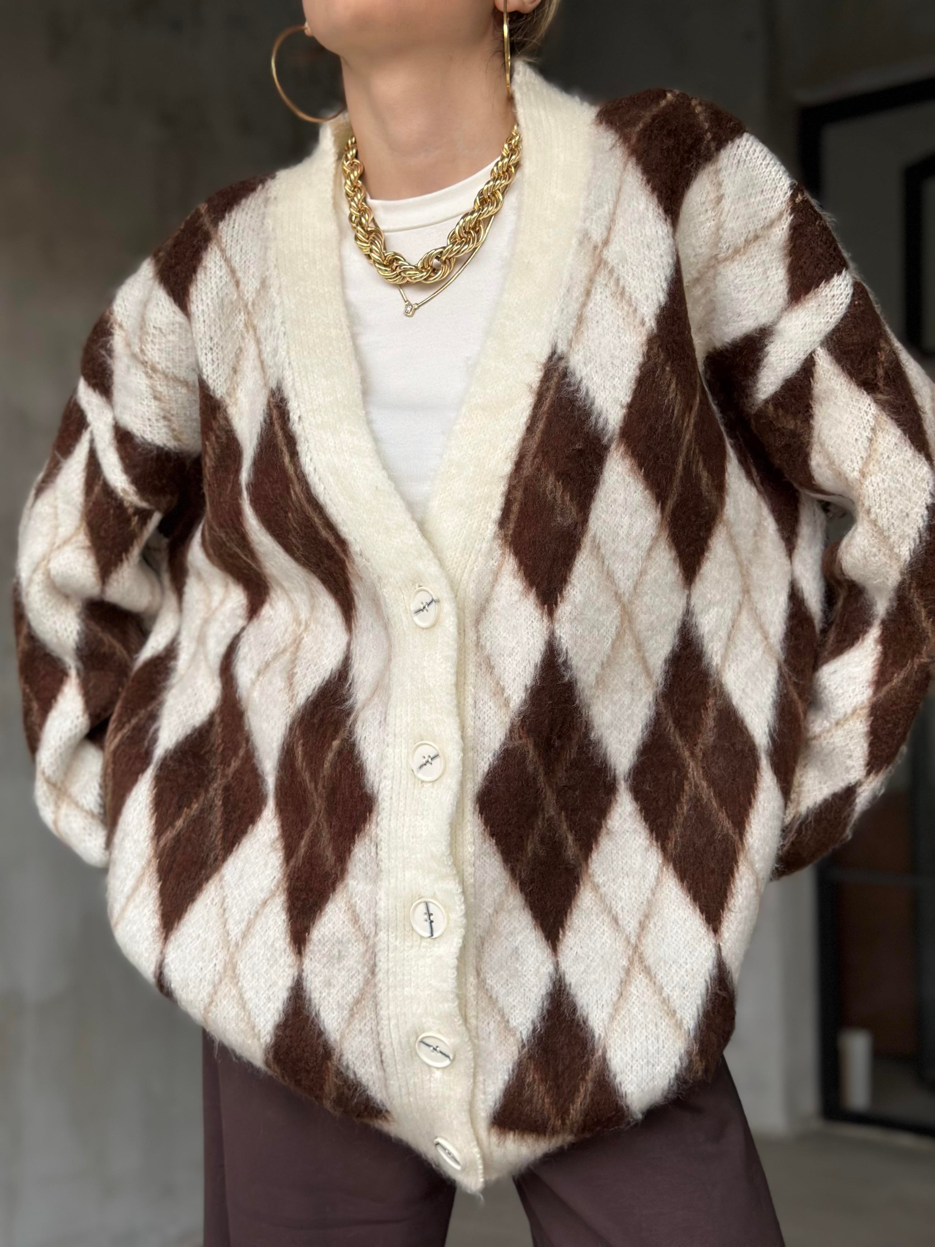Oversize Ekru Kahverengi Baklava Desenli Kazak  - Dominatrend