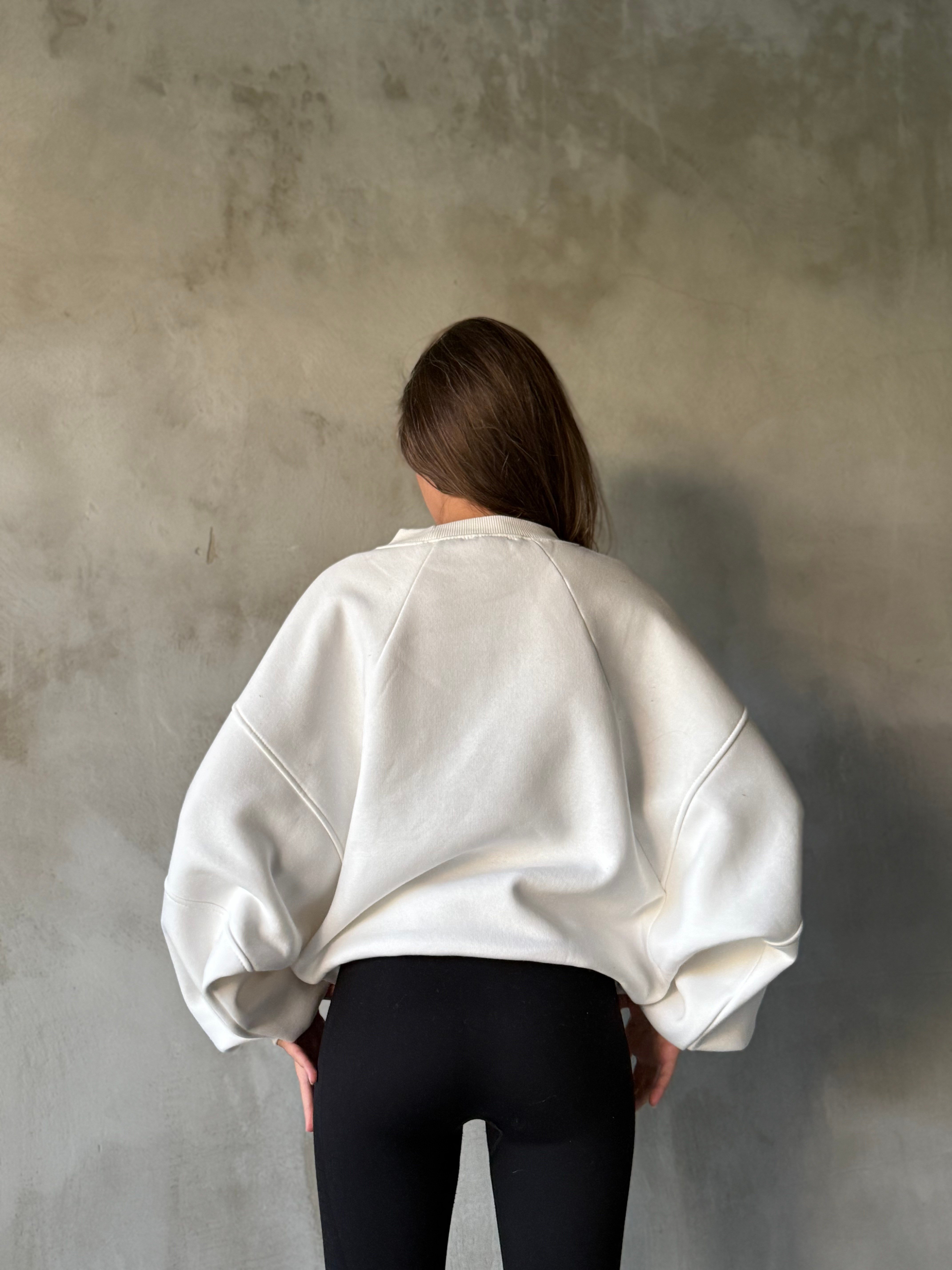 Oversize Yarasa Kol Sweatshirt - Beyaz - Dominatrend