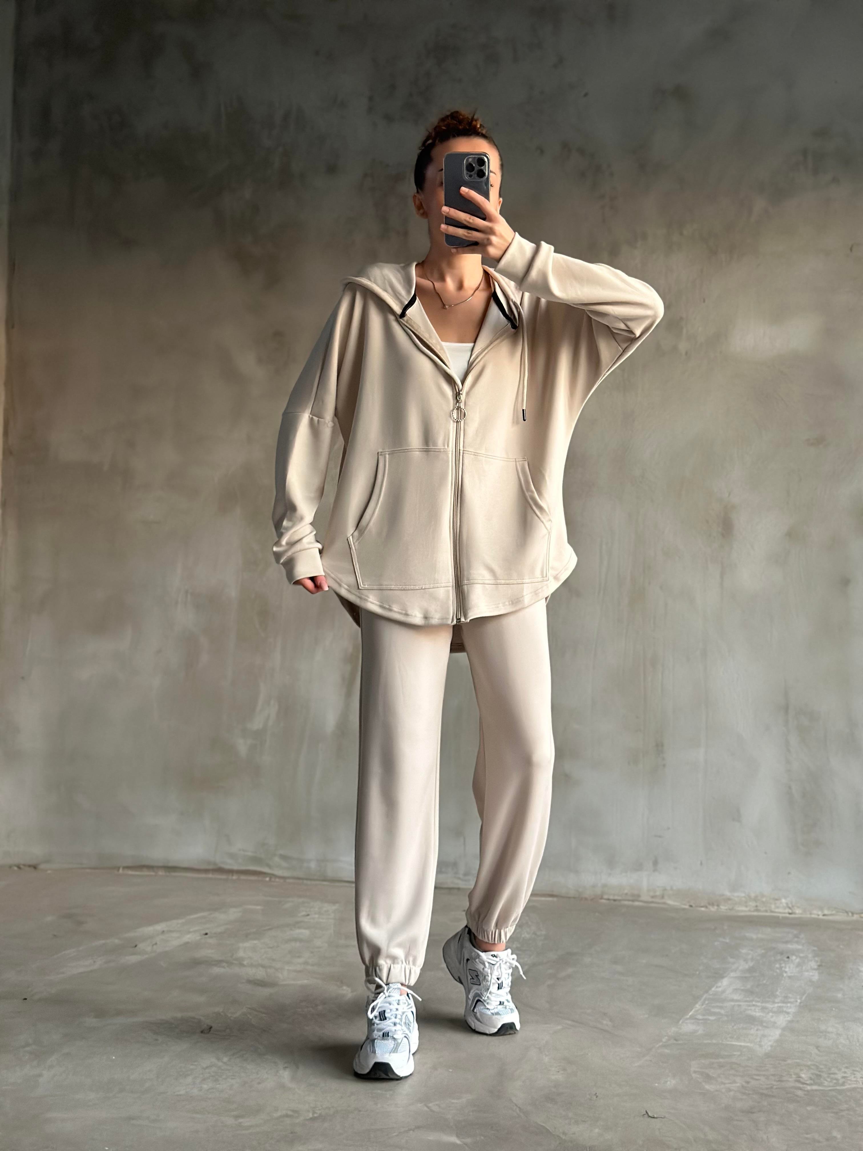 Oysh Uzun Hırkalı Jogger Takım - Bej - Dominatrend